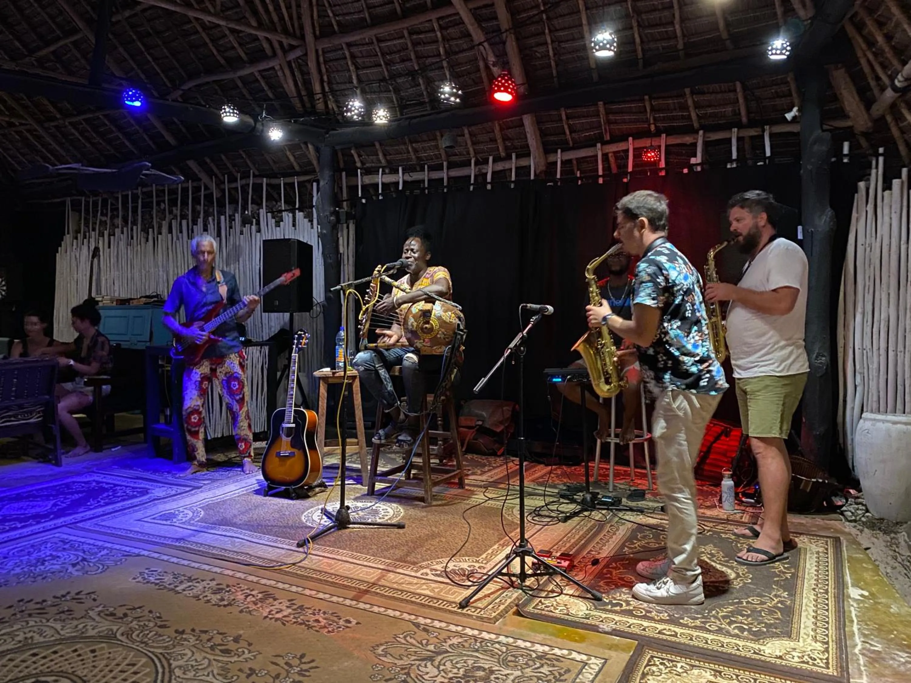 Nightclub / DJ in The Seles Boutique Hotel