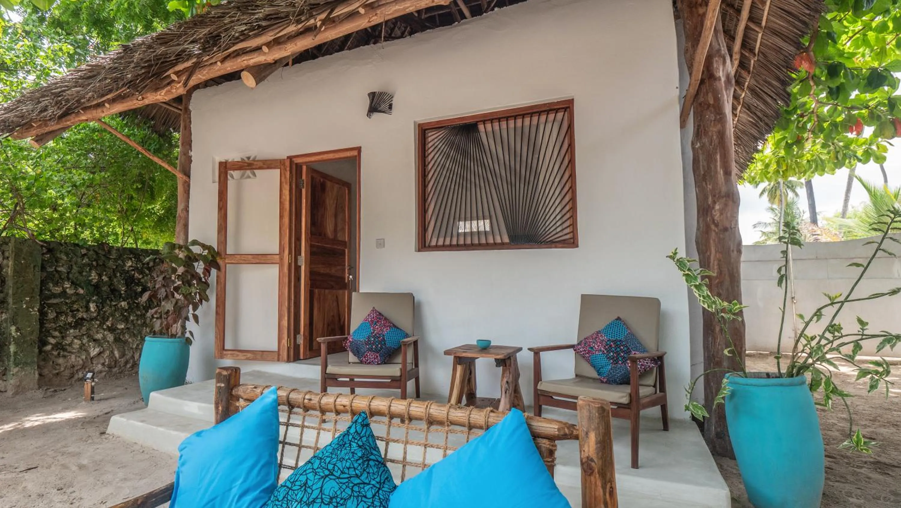 Facade/entrance in Bahari Beach Bungalows