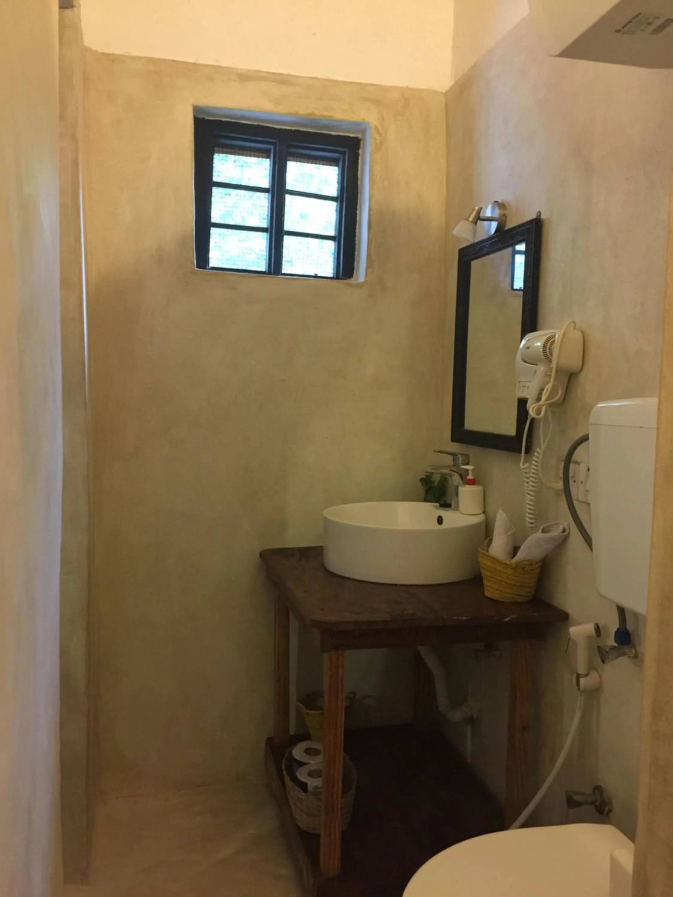 Bathroom in Bahari Beach Bungalows