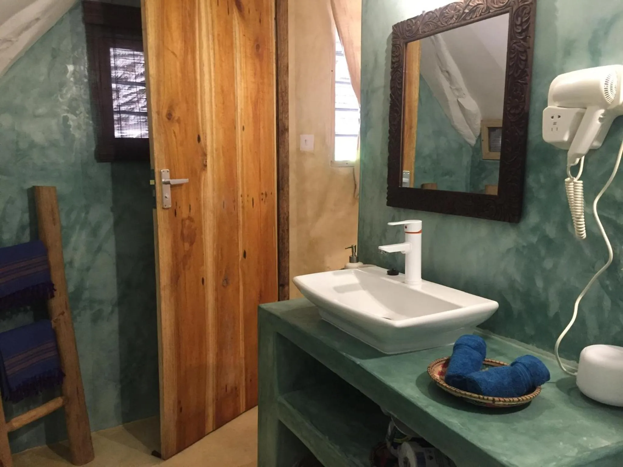 Bathroom in Bahari Beach Bungalows
