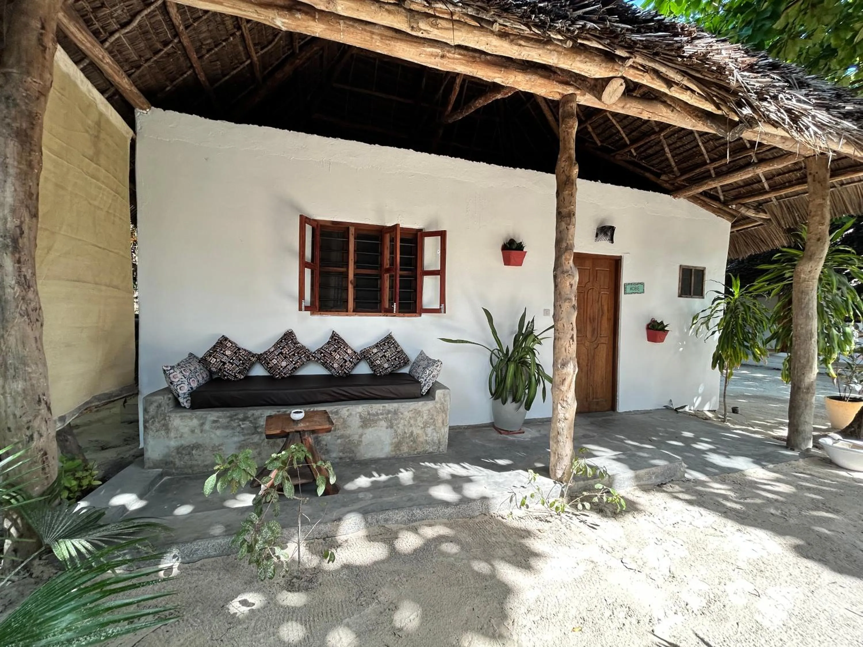 Property building in Bahari Beach Bungalows