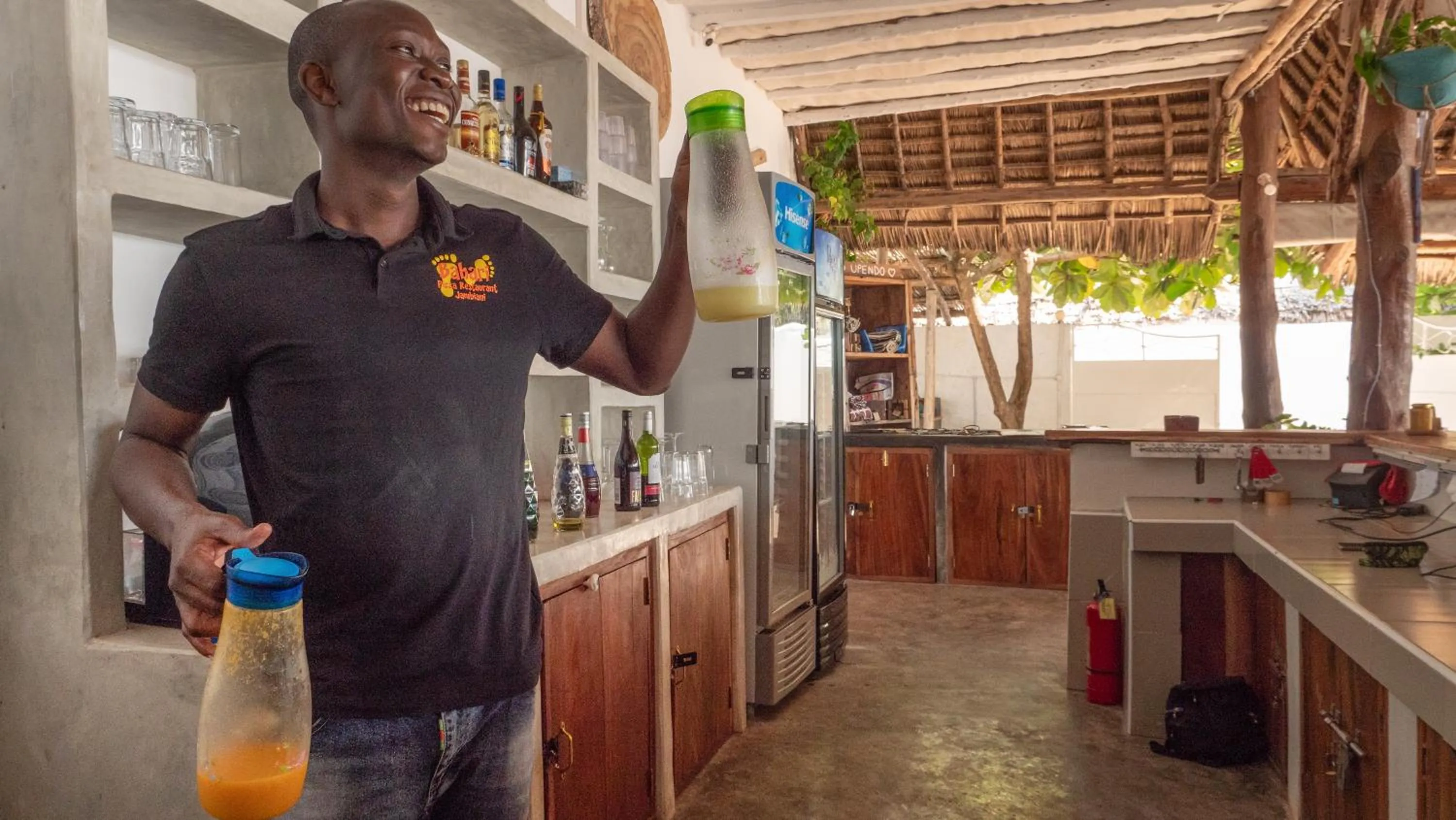 Restaurant/places to eat in Bahari Beach Bungalows