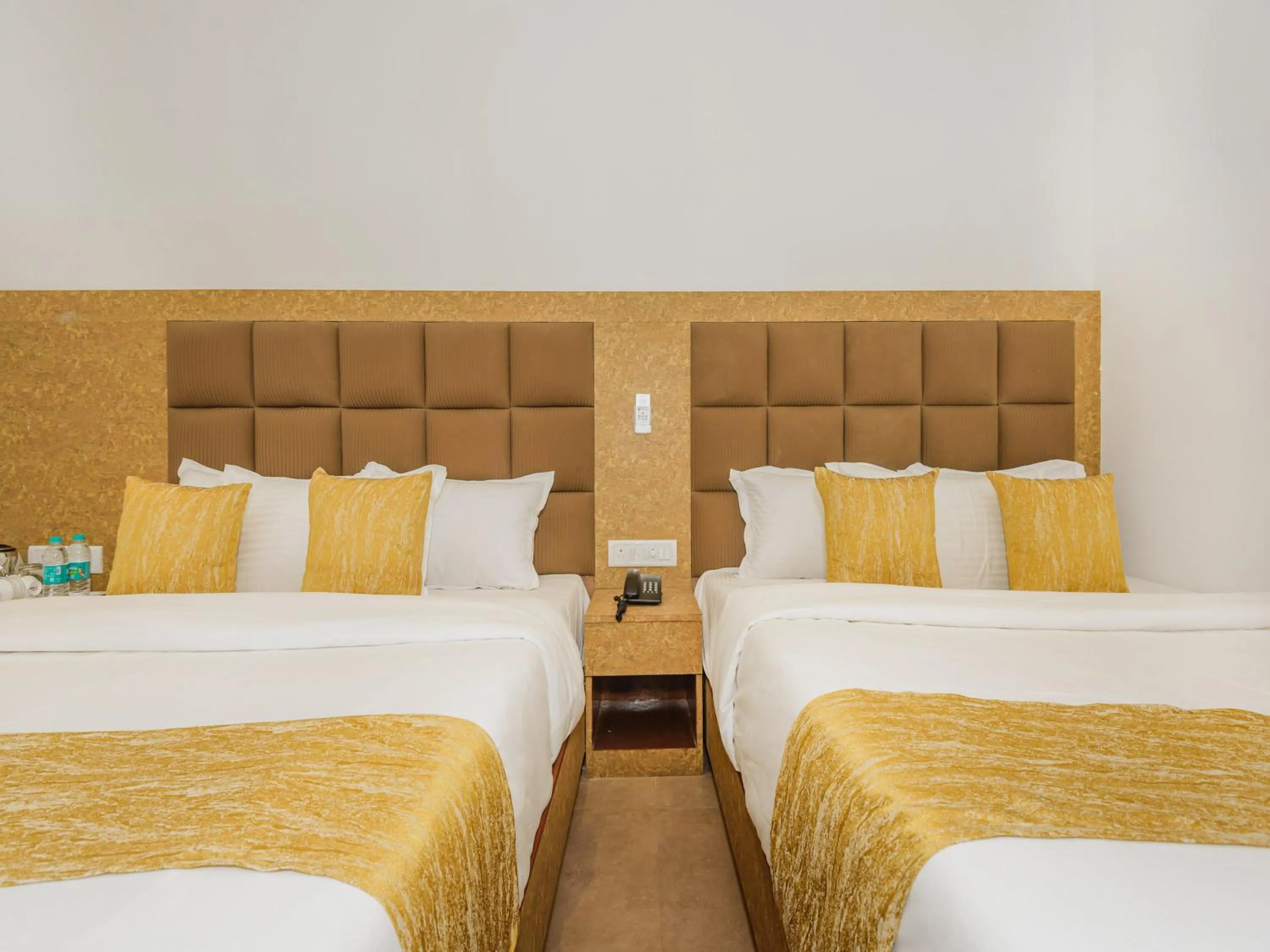 Bed in Hotel Zillion Executive Near US Consulate Bandra Kurla Complex Mumbai Near Mumbai Airport Mumbai