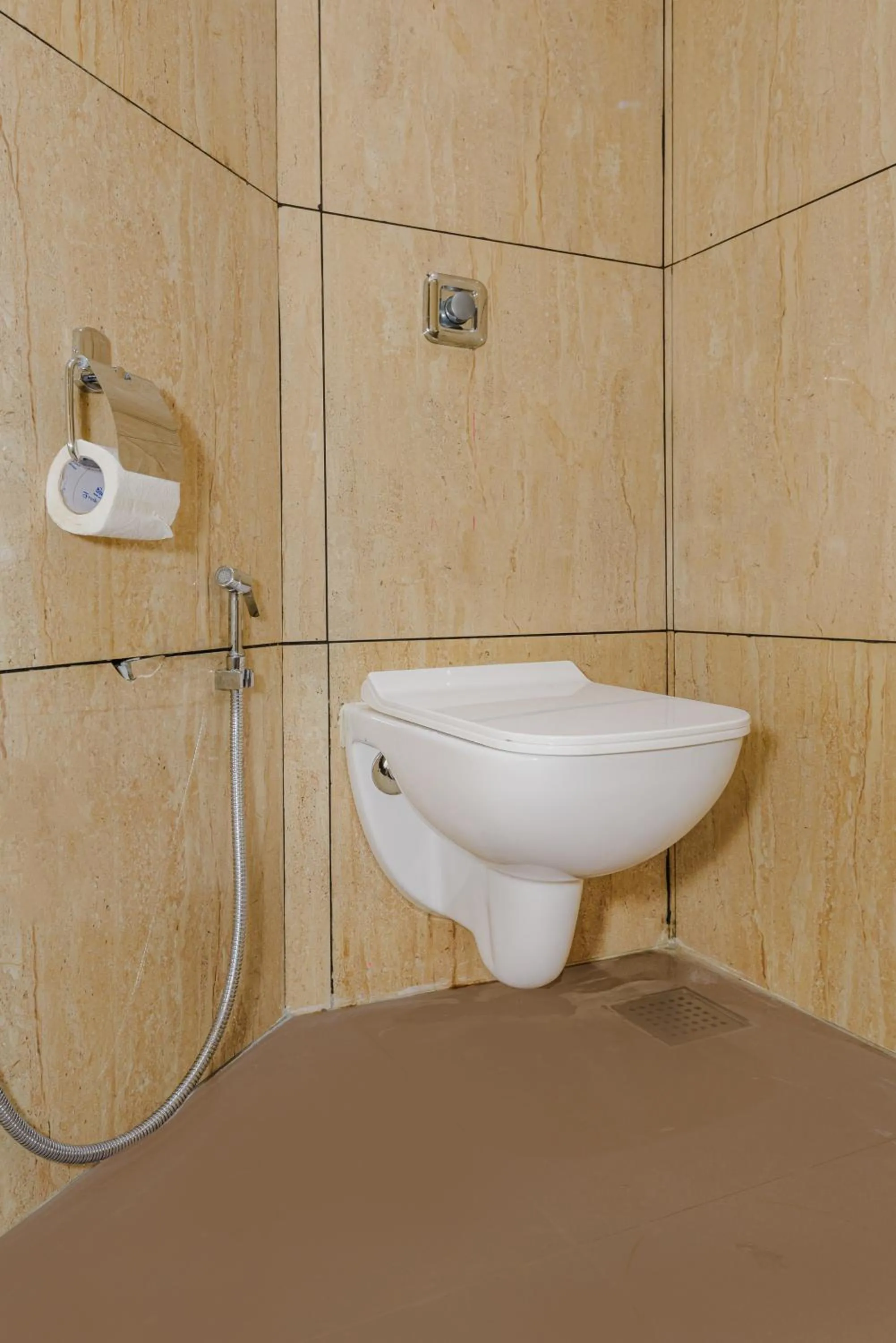 Toilet in Hotel Zillion Executive Near US Consulate Bandra Kurla Complex Mumbai Near Mumbai Airport Mumbai