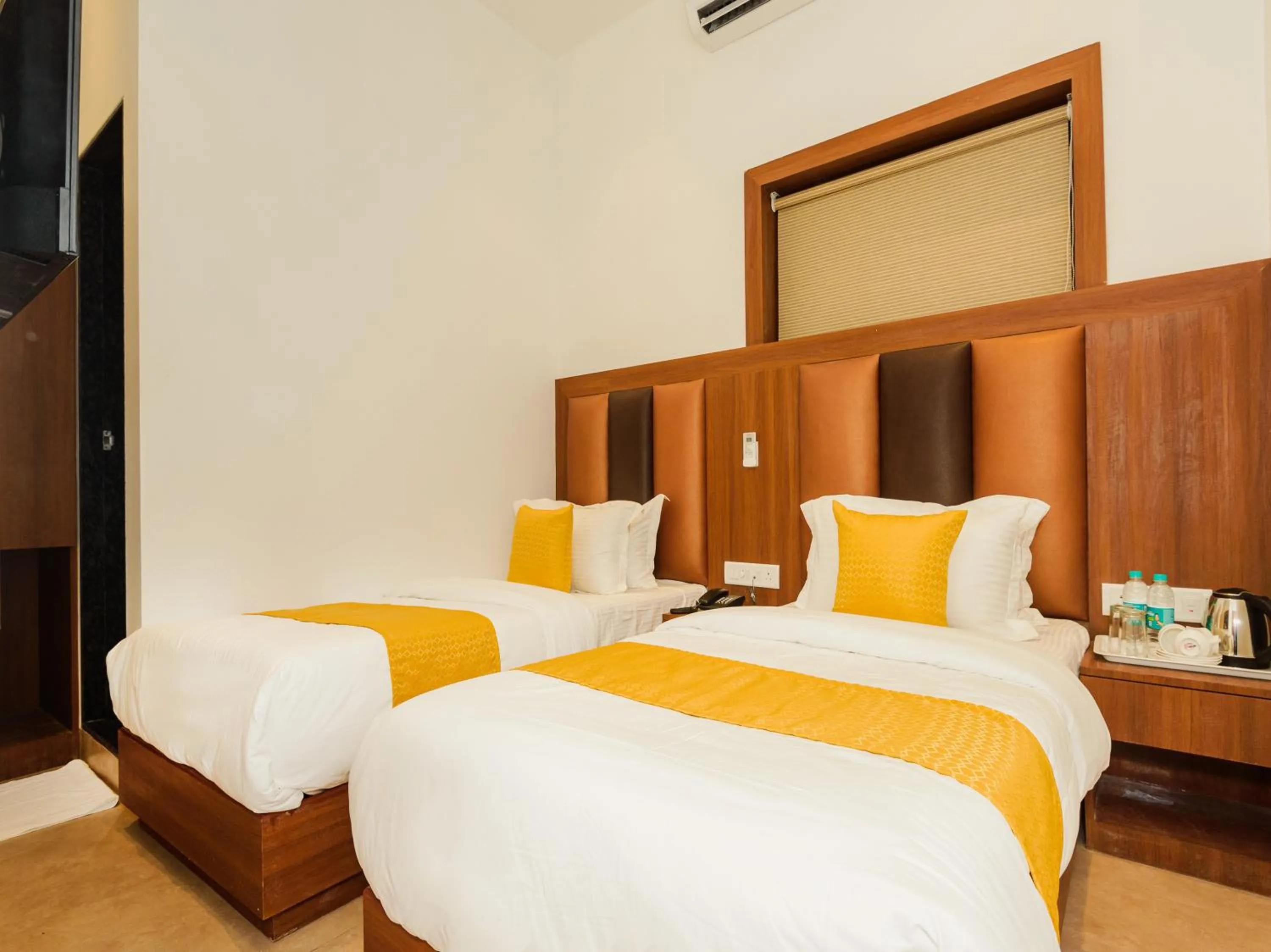 Bed in Hotel Zillion Executive Near US Consulate Bandra Kurla Complex Mumbai Near Mumbai Airport Mumbai
