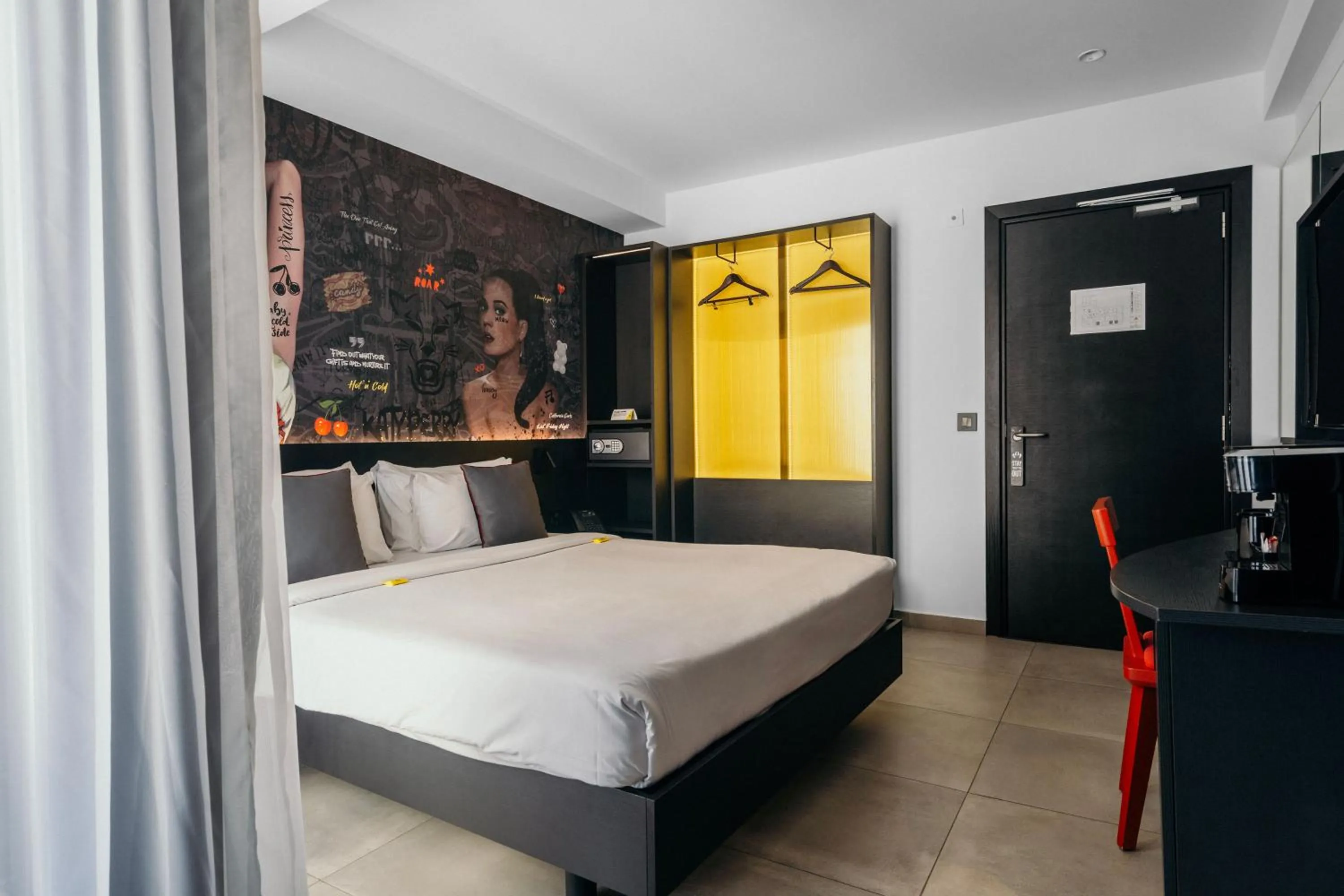 Bed in SO City Hotel Adults Only