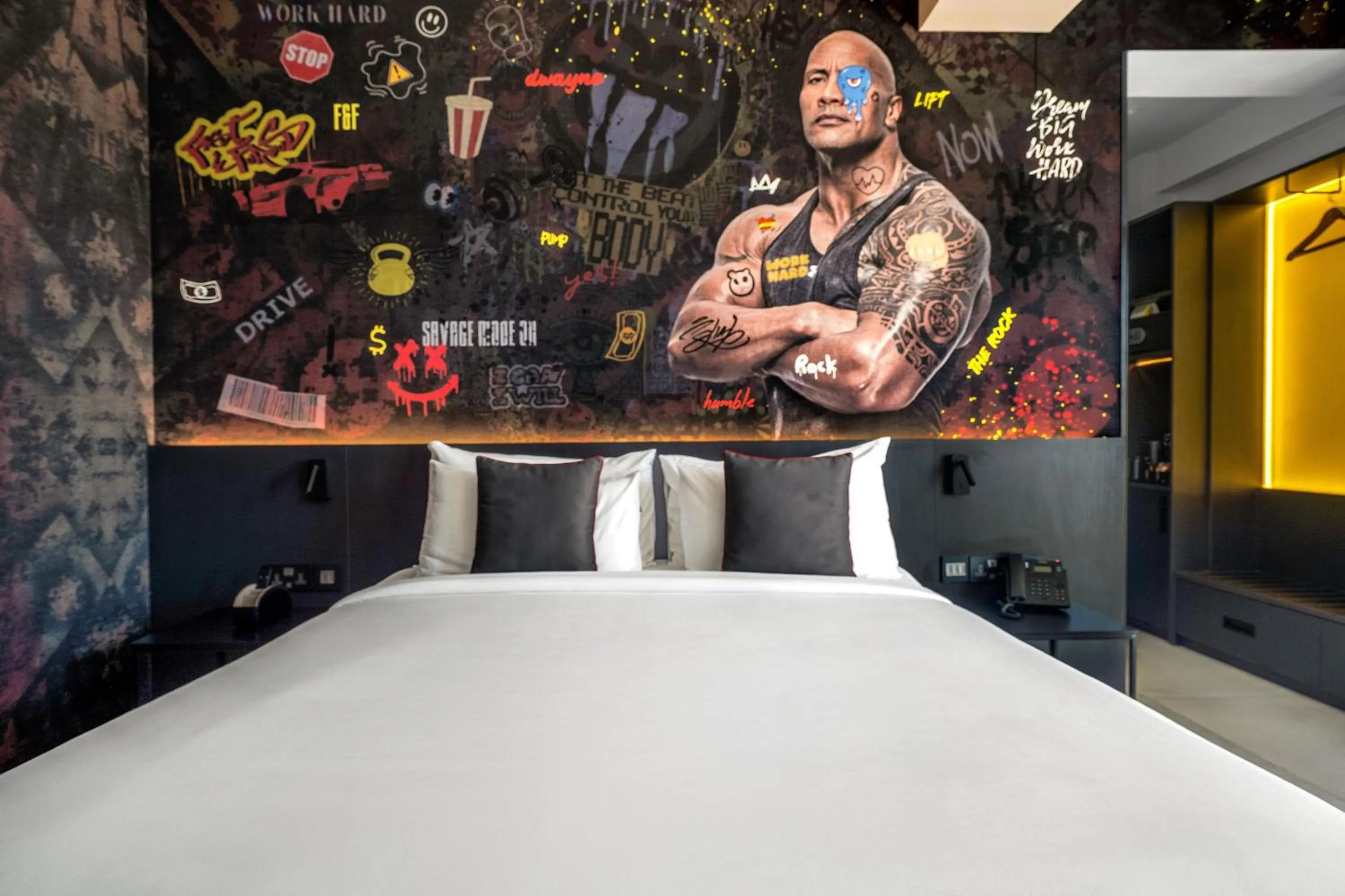 Bed in SO City Hotel Adults Only