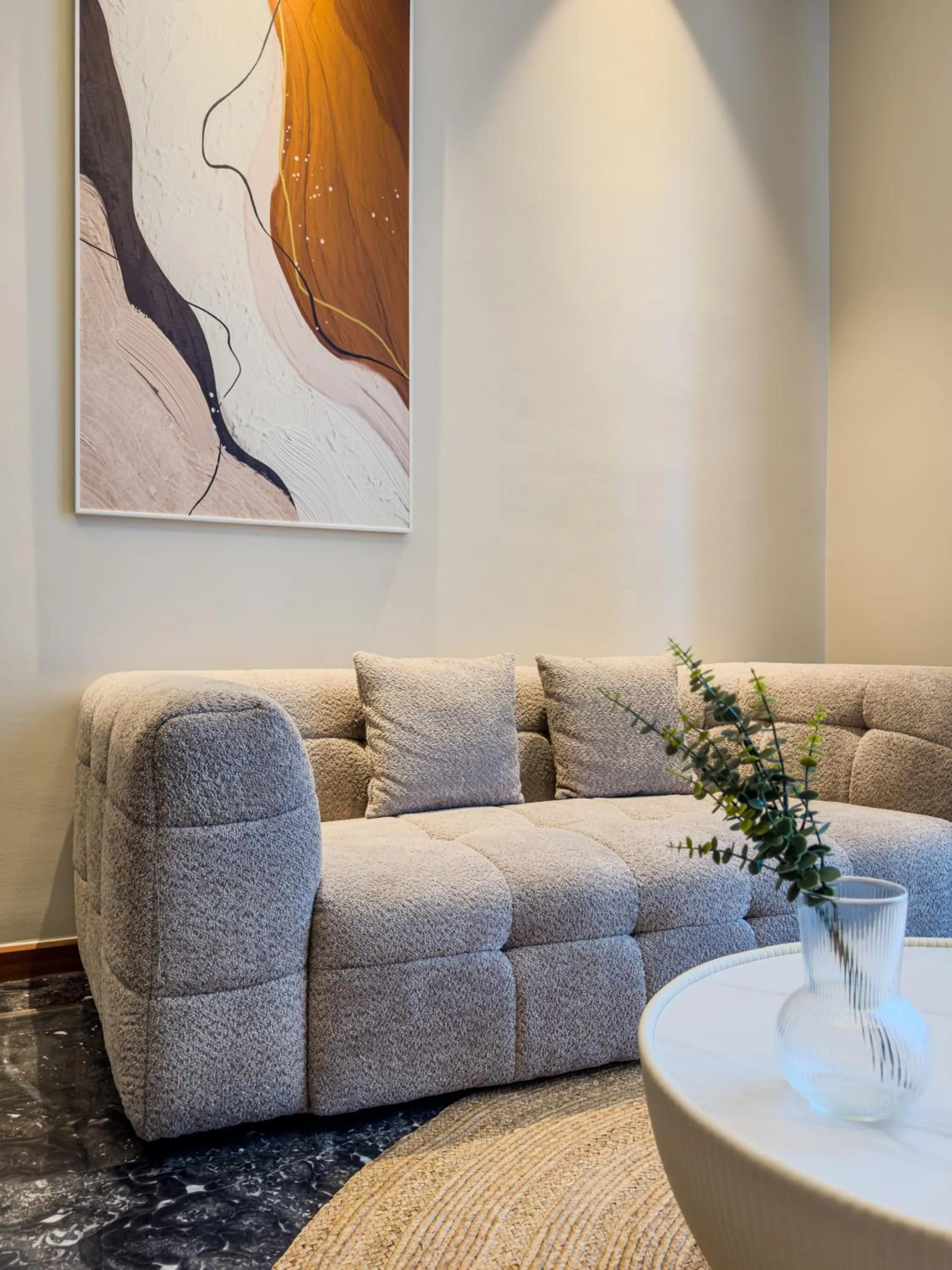 Living room in Royce Residence KLCC by MUSAE Kuala Lumpur