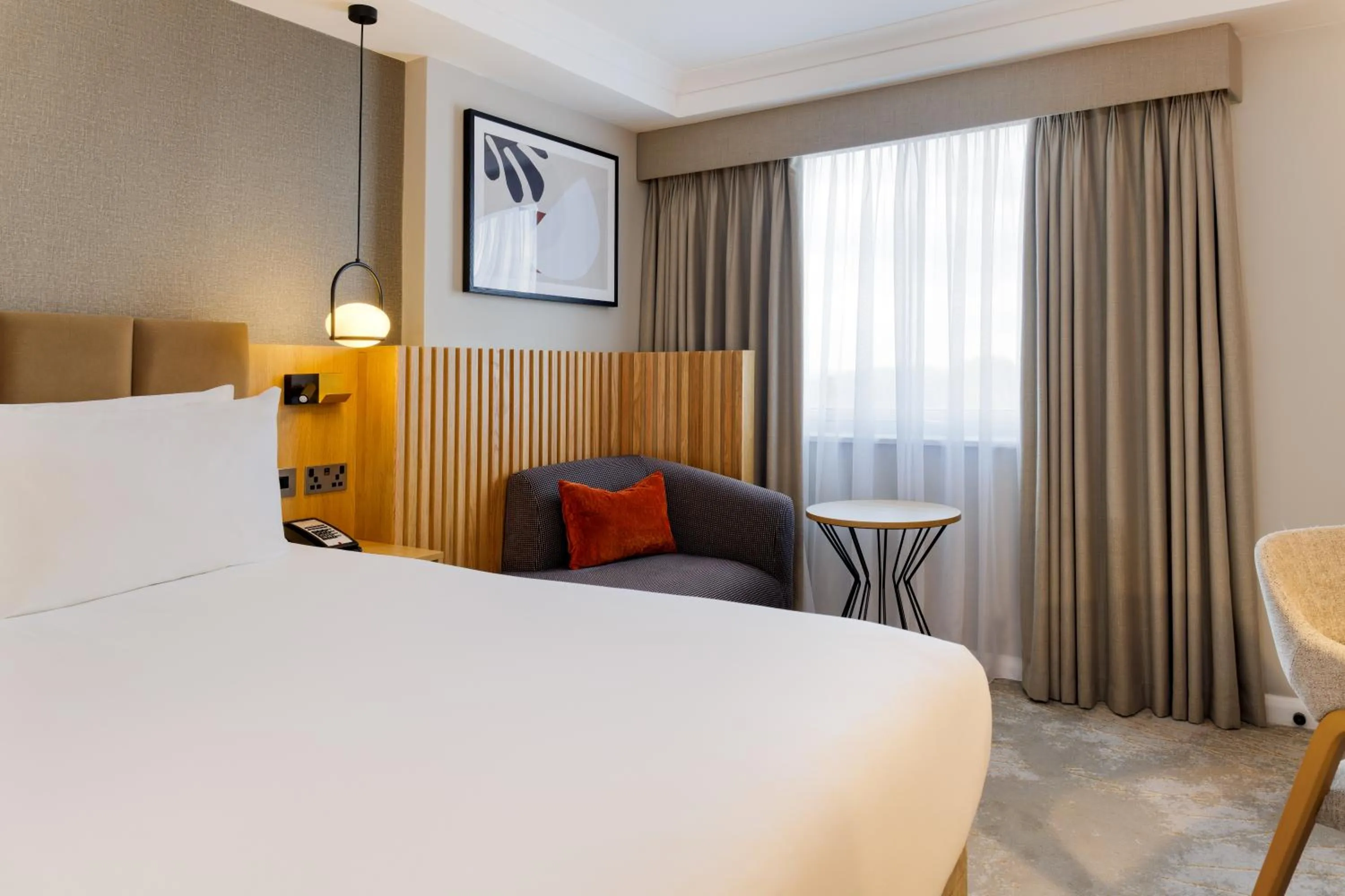 Bedroom, Bed in Crowne Plaza London - Gatwick Airport by IHG