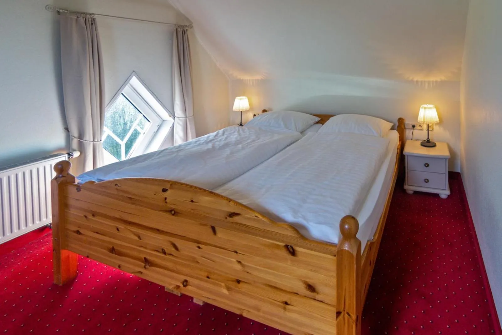 Bedroom, Bed in Hotel am Elisabethufer