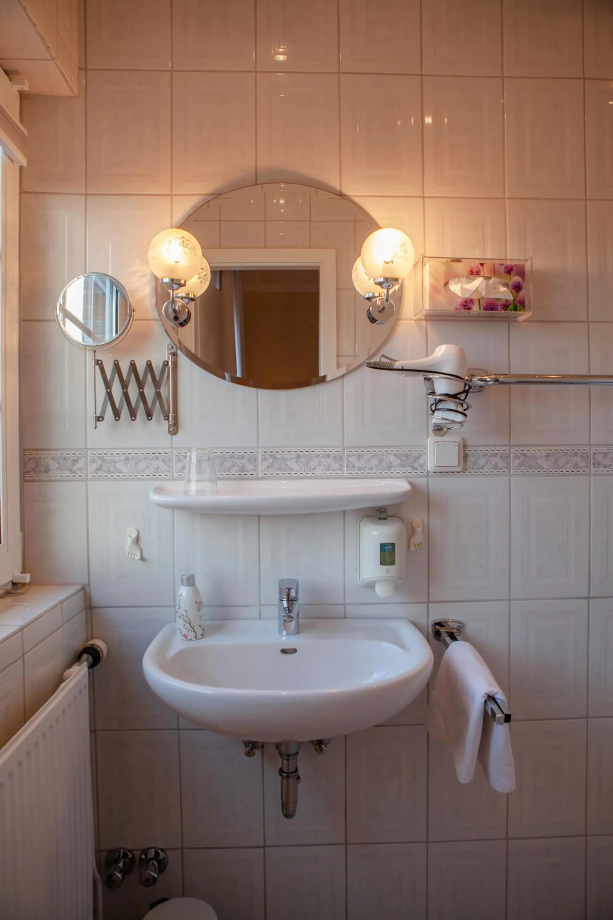 Bathroom in Hotel am Elisabethufer