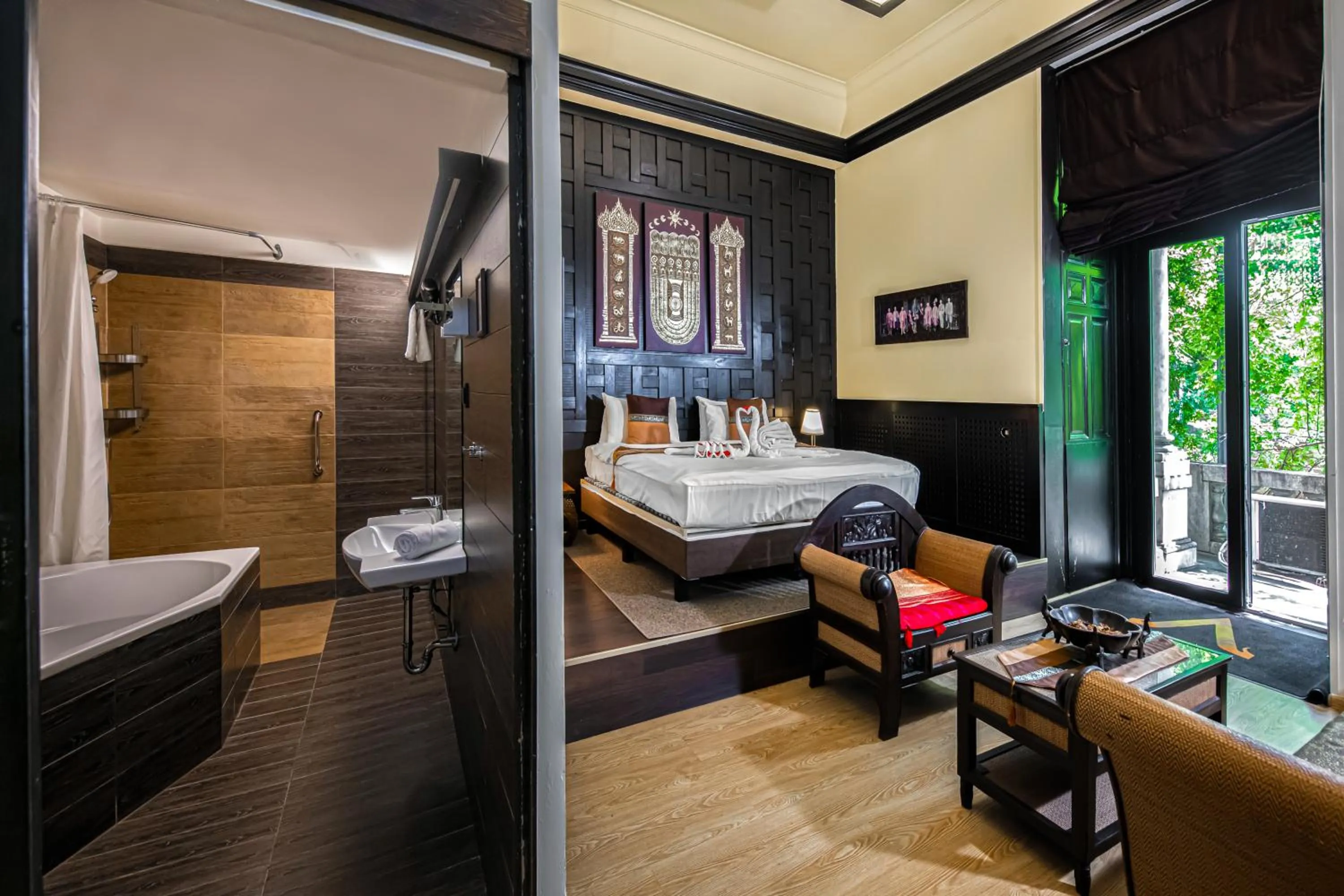 Bed in Andrassy Thai Hotel