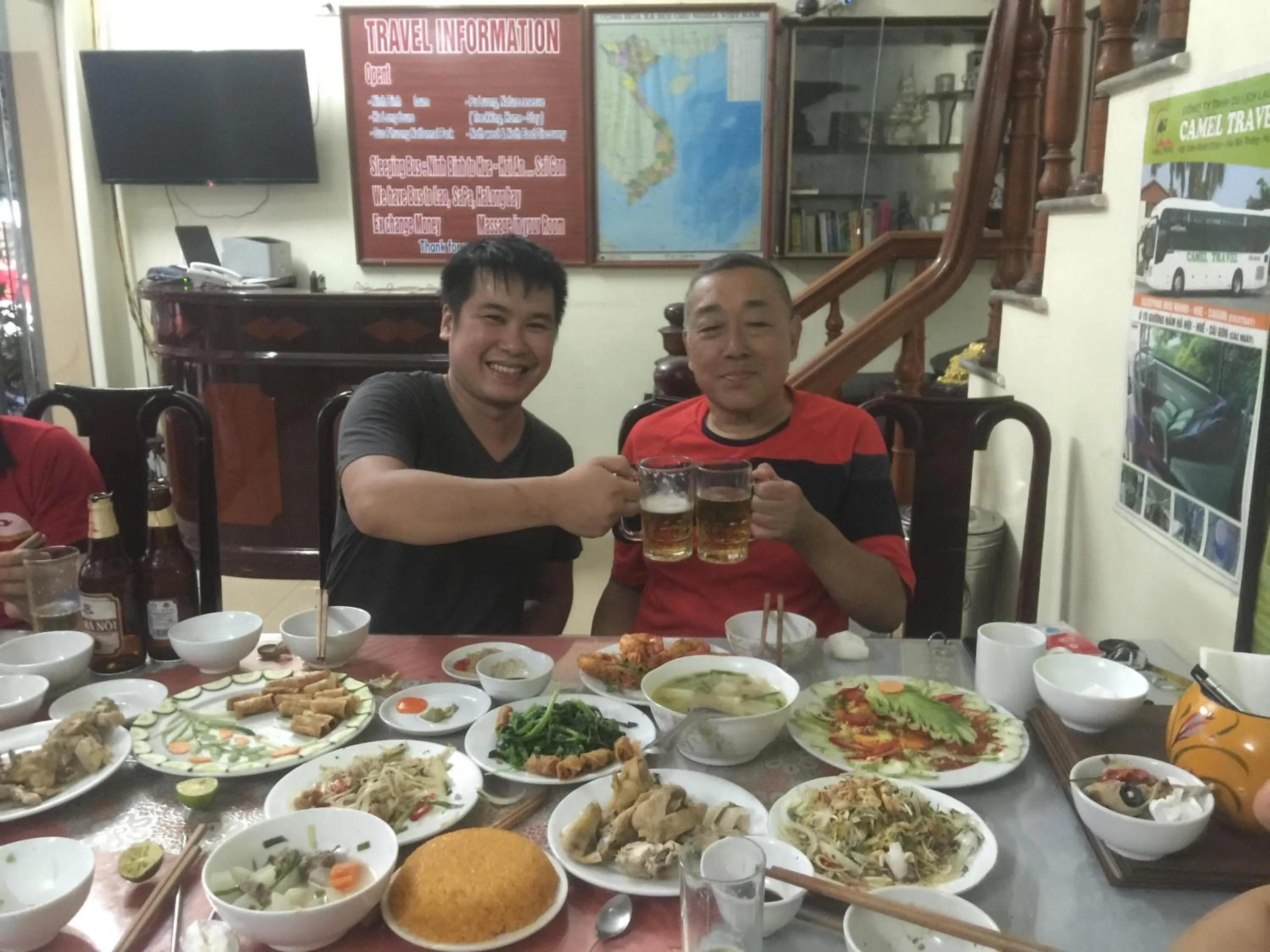 Restaurant/places to eat in Thu Guest House