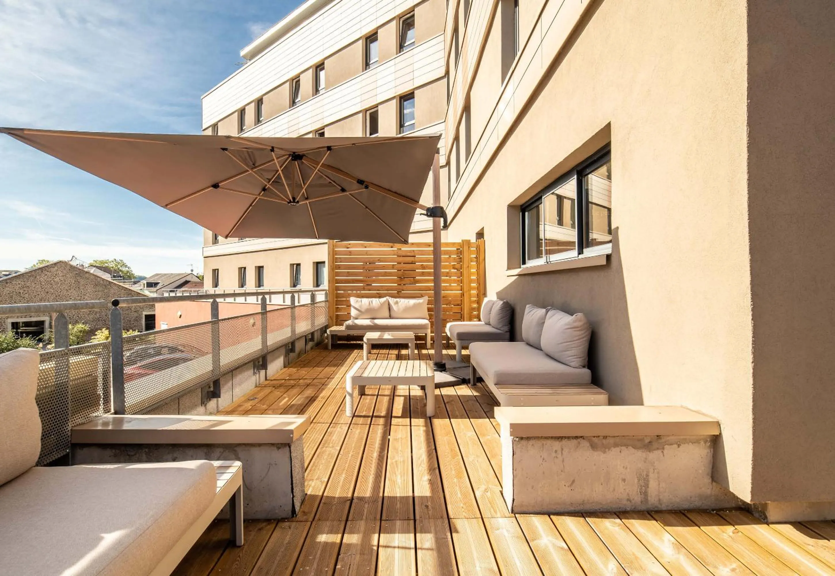 Patio in B&B HOTEL Limoges Centre Gare