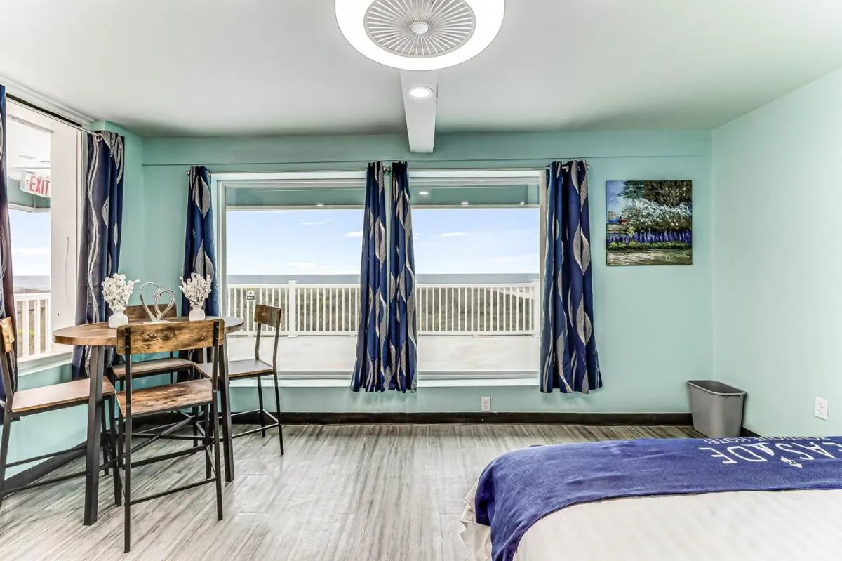 Bed in Seaside Boutique Hotel, Waves At Your Doorstep