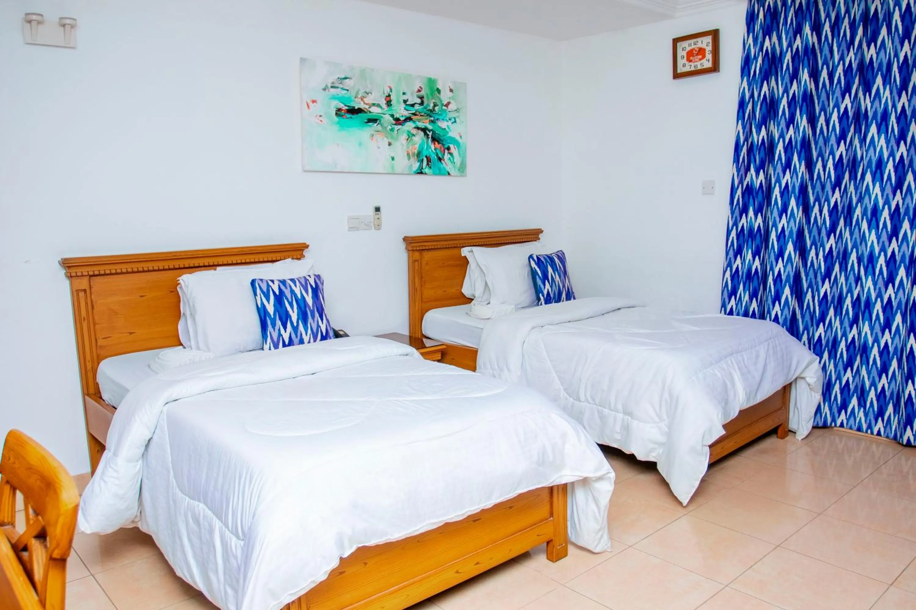 Bed in Sleep Inn Hotel - City Centre