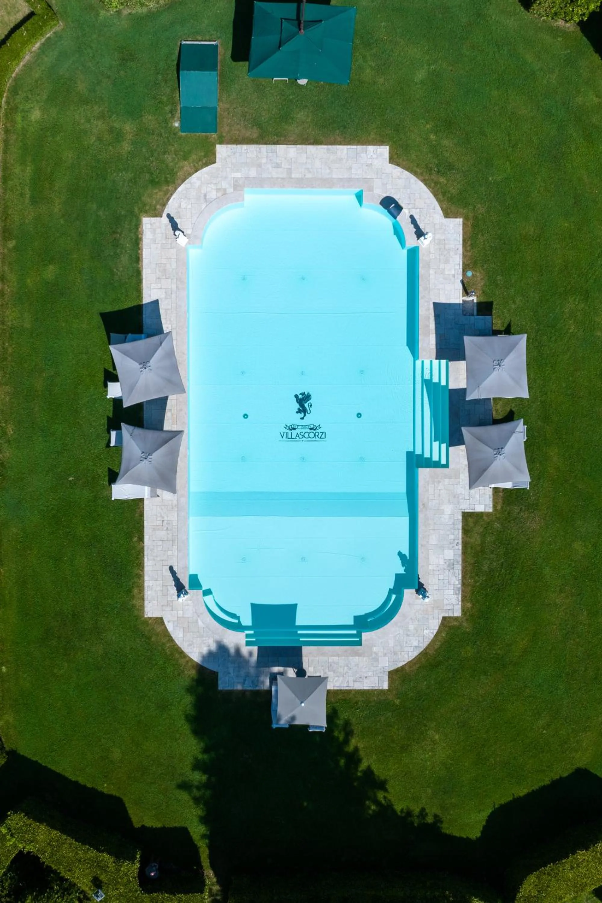 Swimming pool in Villa Scorzi - Relais de Charme