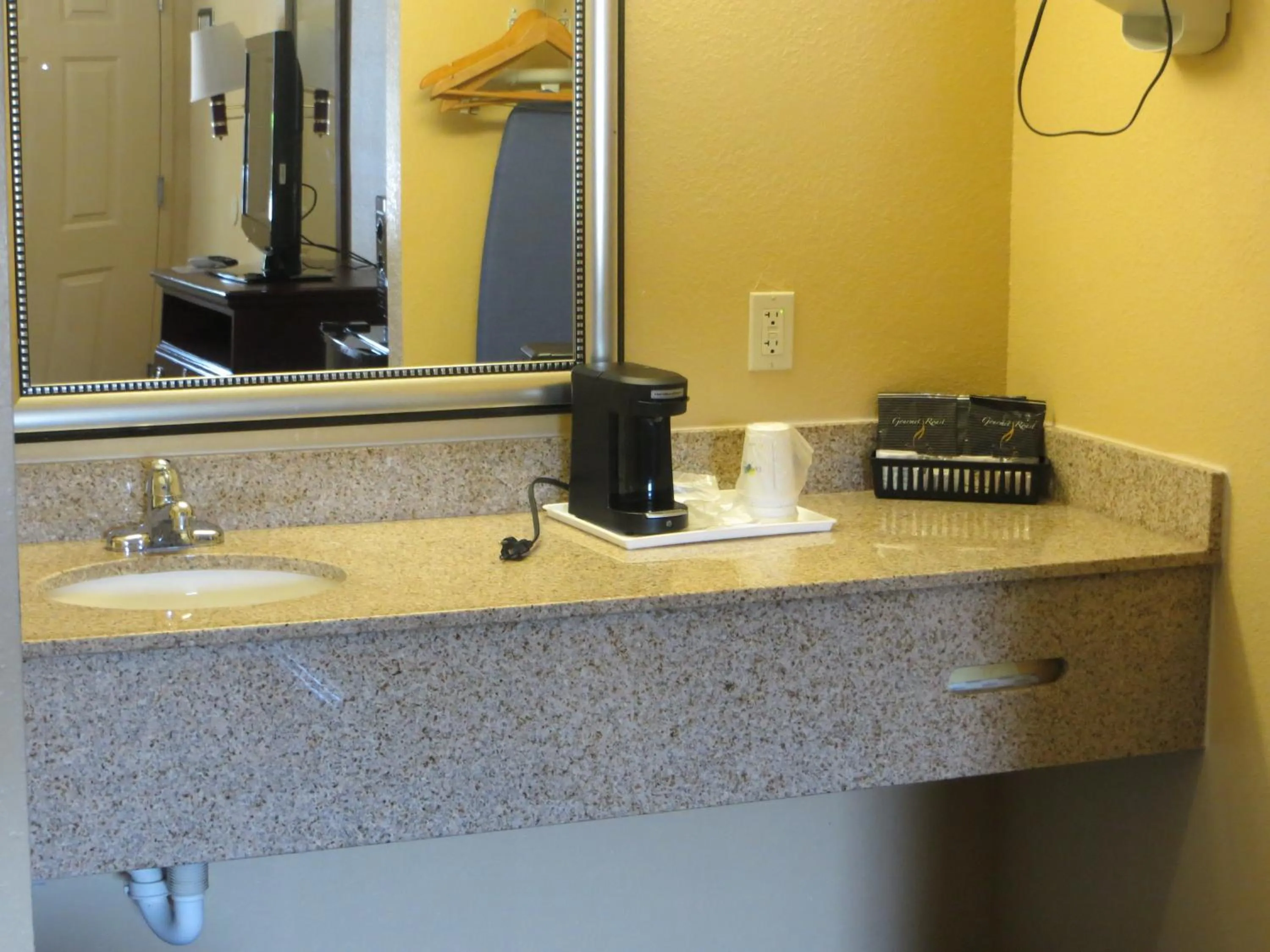 Bathroom in Days Inn by Wyndham Canton