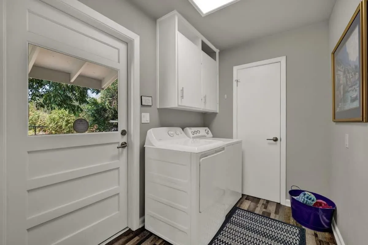 laundry in Fredericksburg Speakeasy