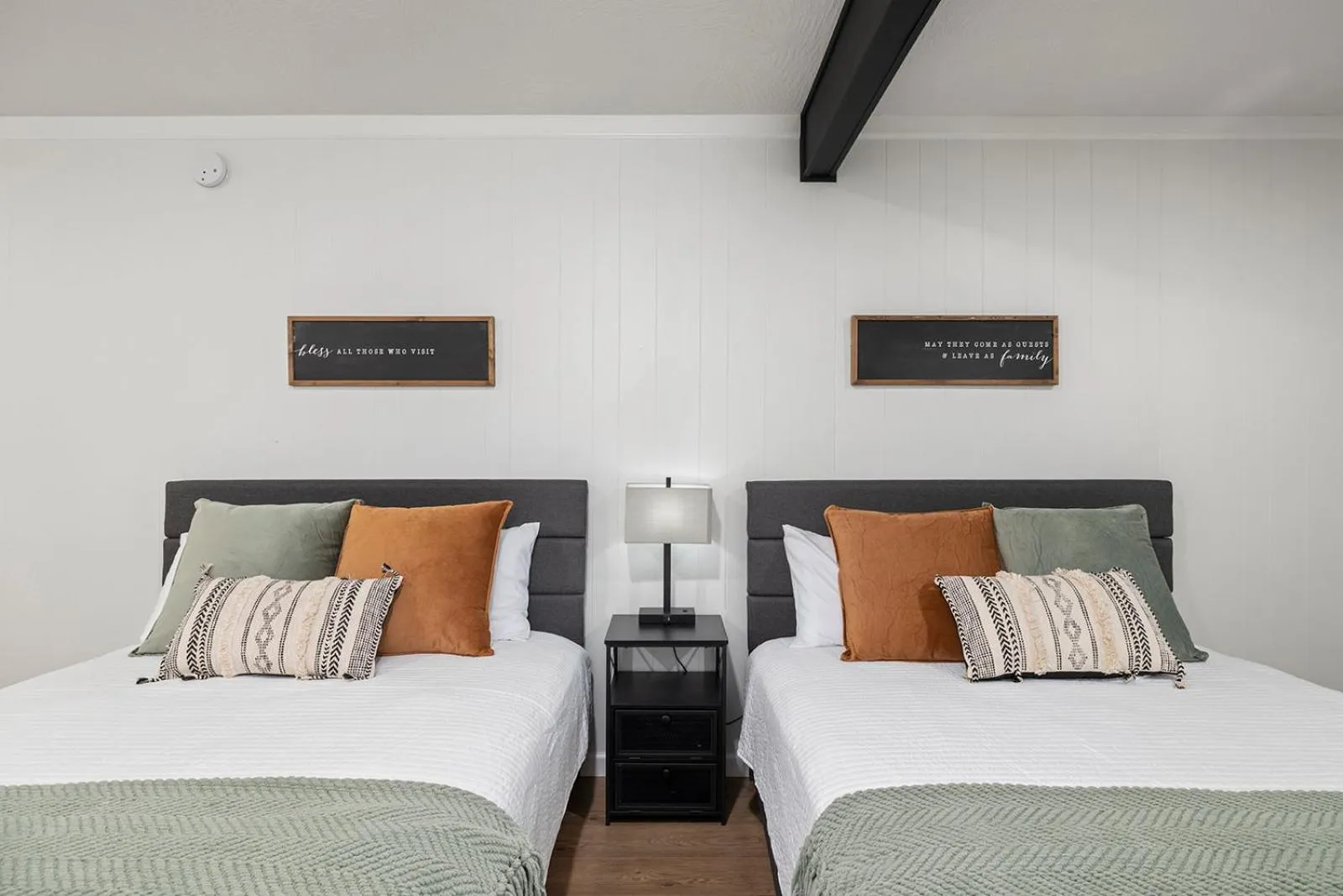 Photo of the whole room, Bed in The Lofts on Indian Point - Near Silver Dollar City