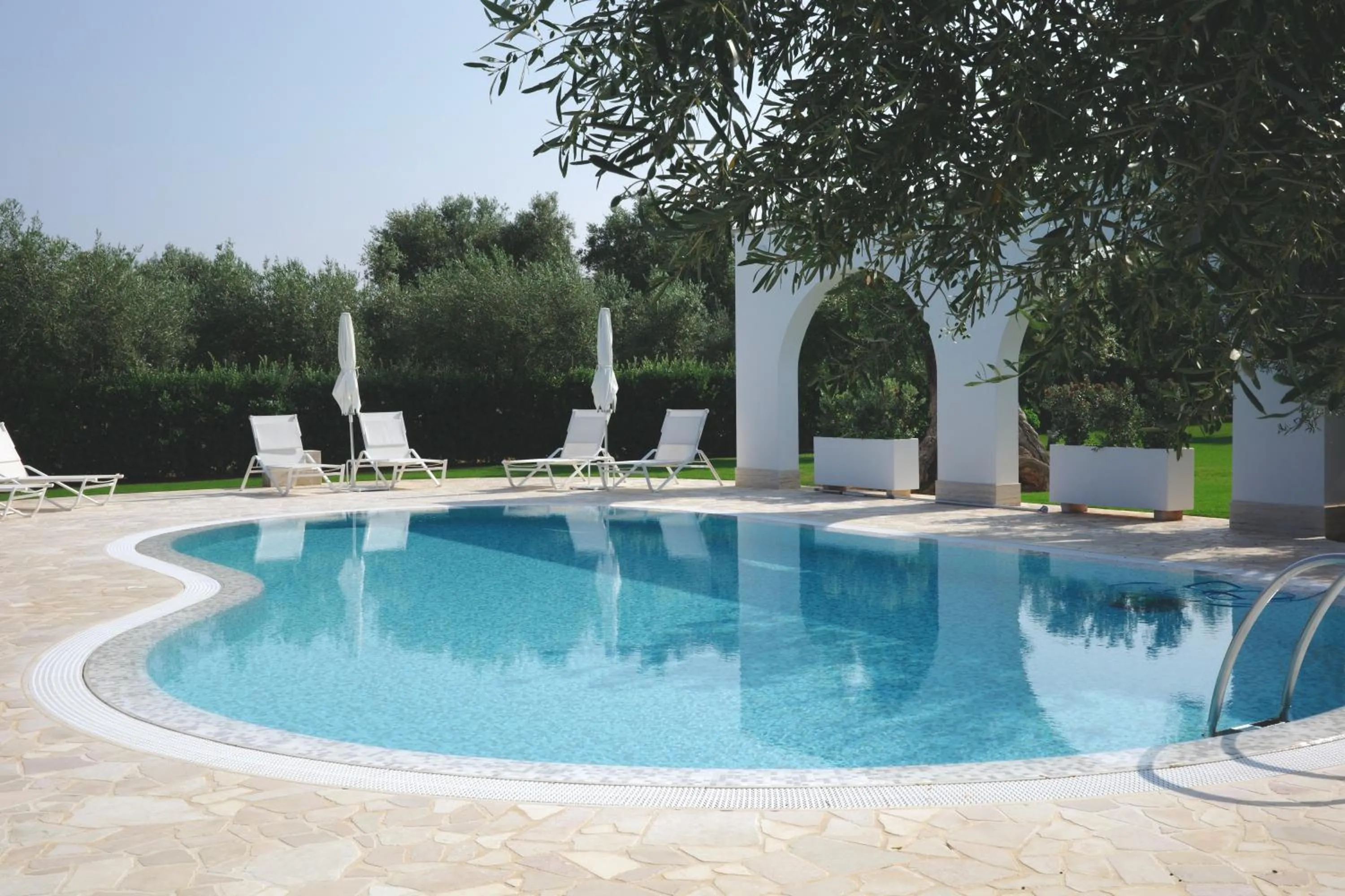 Swimming pool in L'Ulivo Bed and Breakfast