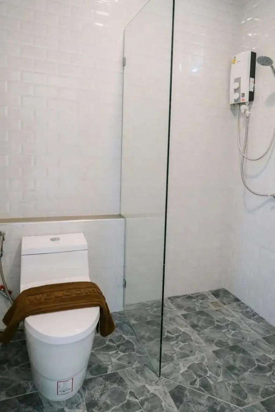 Shower in Chor Grande Resort