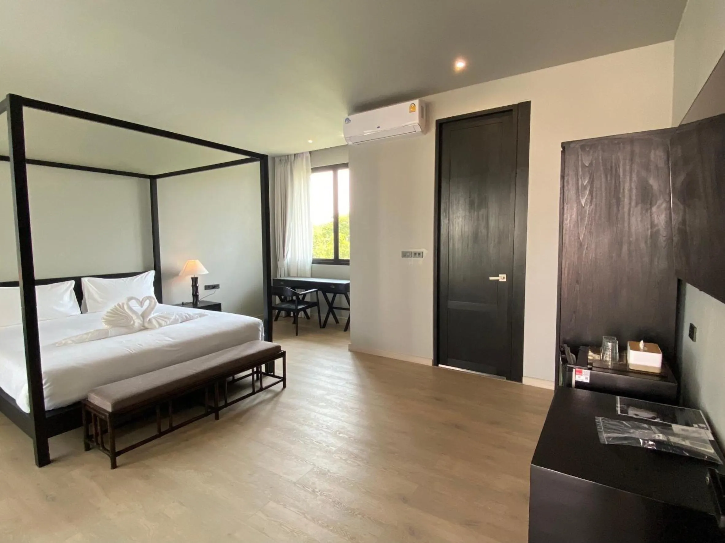 Bedroom, Bed in O2 The Residence โอทู เดอะ เรสซิเดนซ์