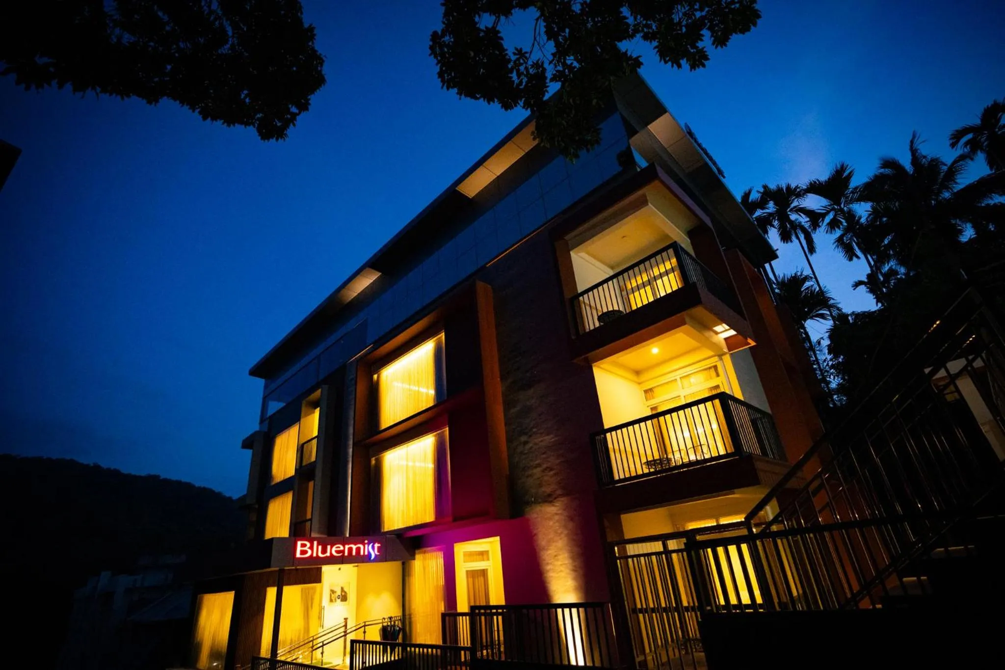 Property building in Bluemist Resorts