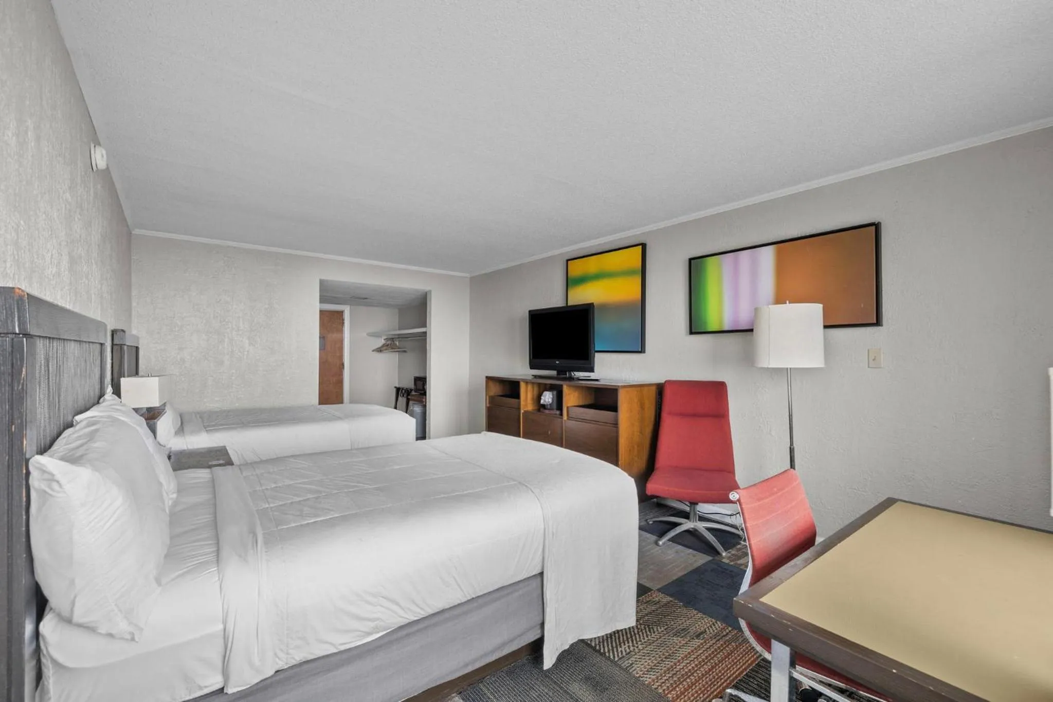 Bedroom, Bed in Oasis Hotel