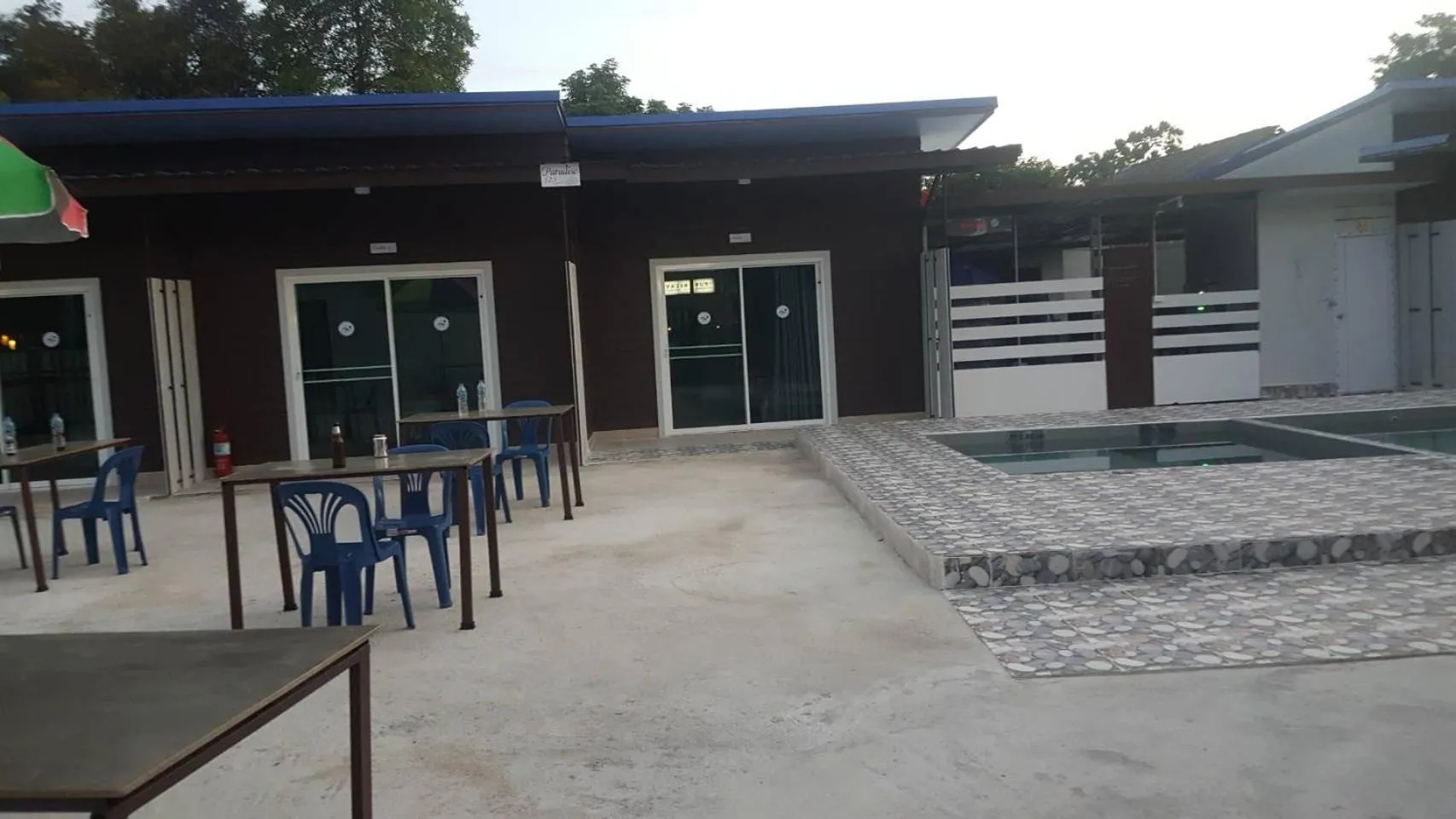 Property building in Lovely Paradise Phangan Hotel