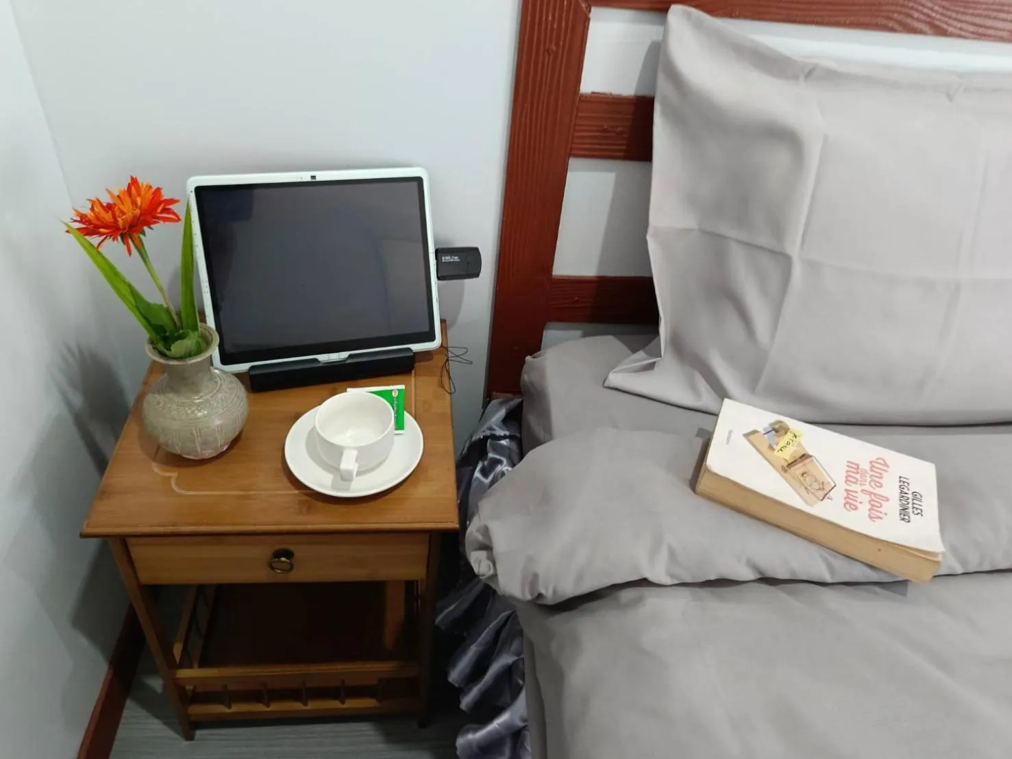 Bed in Lovely Paradise Phangan Hotel