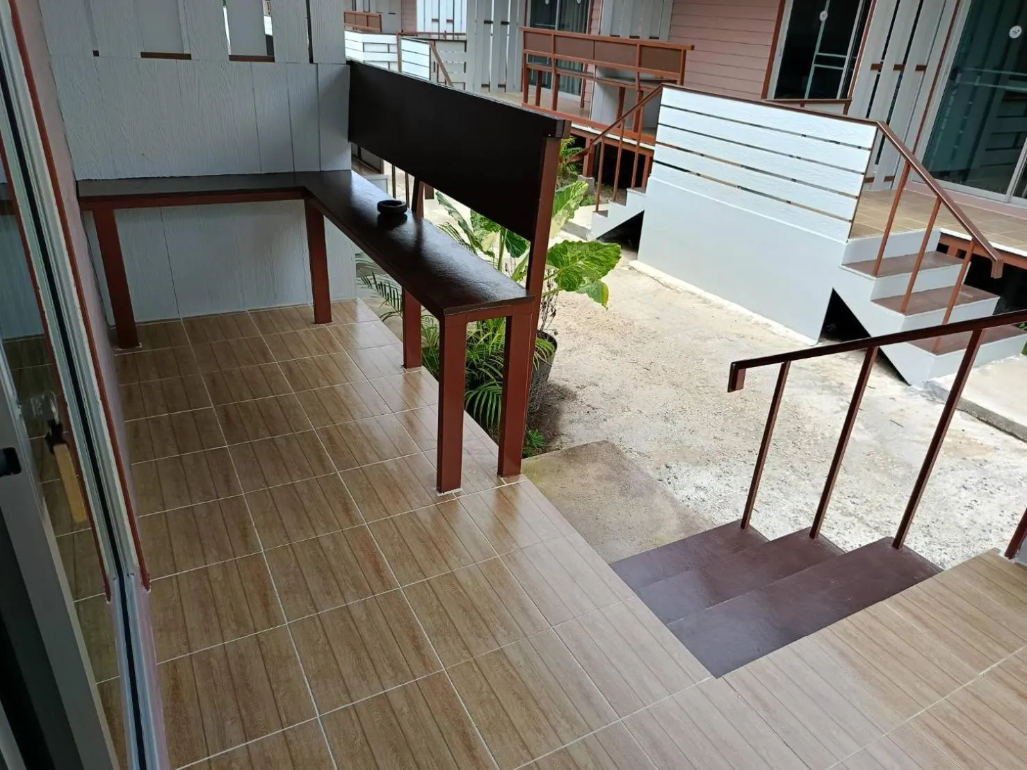 Lovely Paradise Phangan Hotel