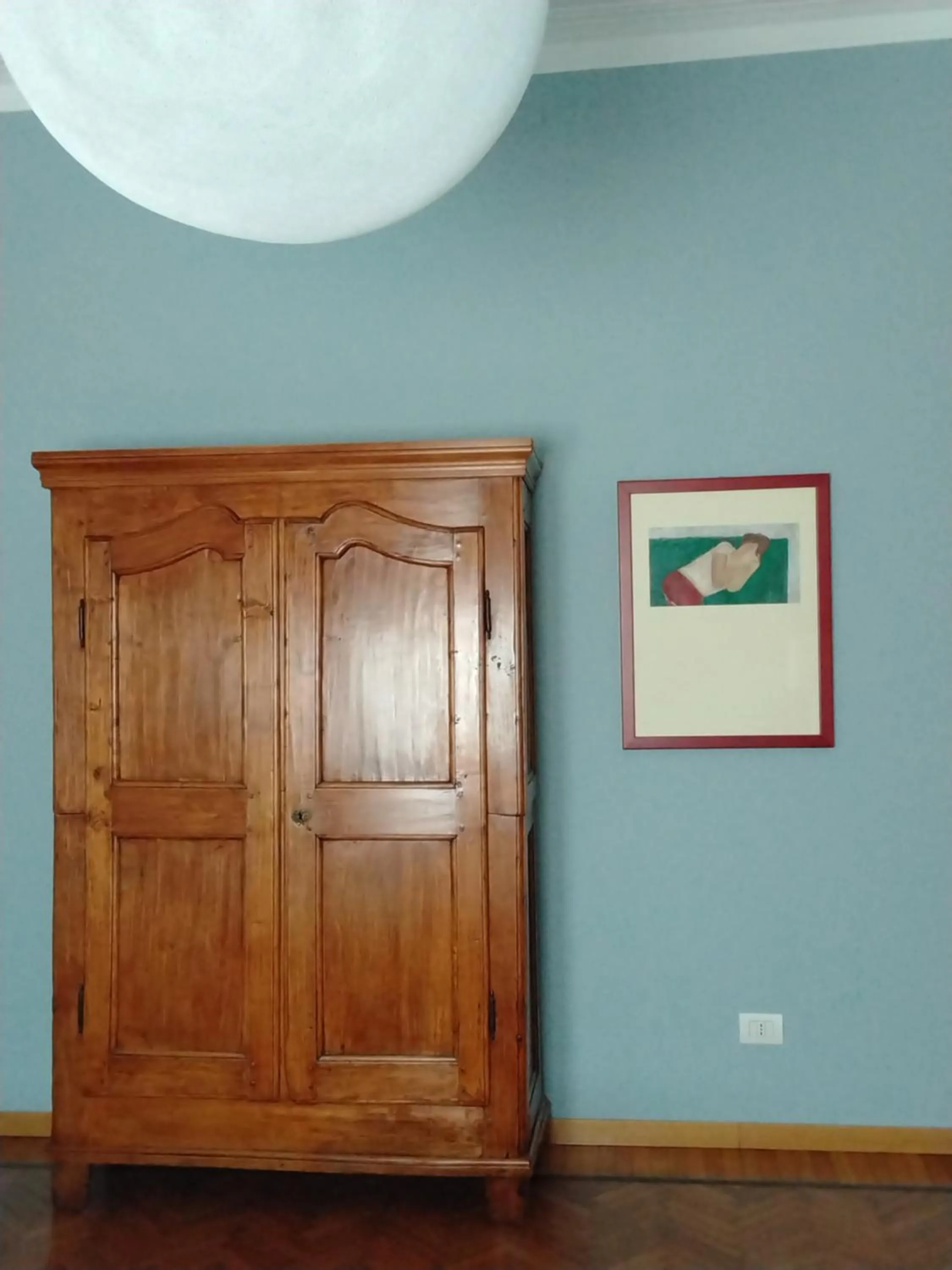 wardrobe in Casatitta Bed & Breakfast