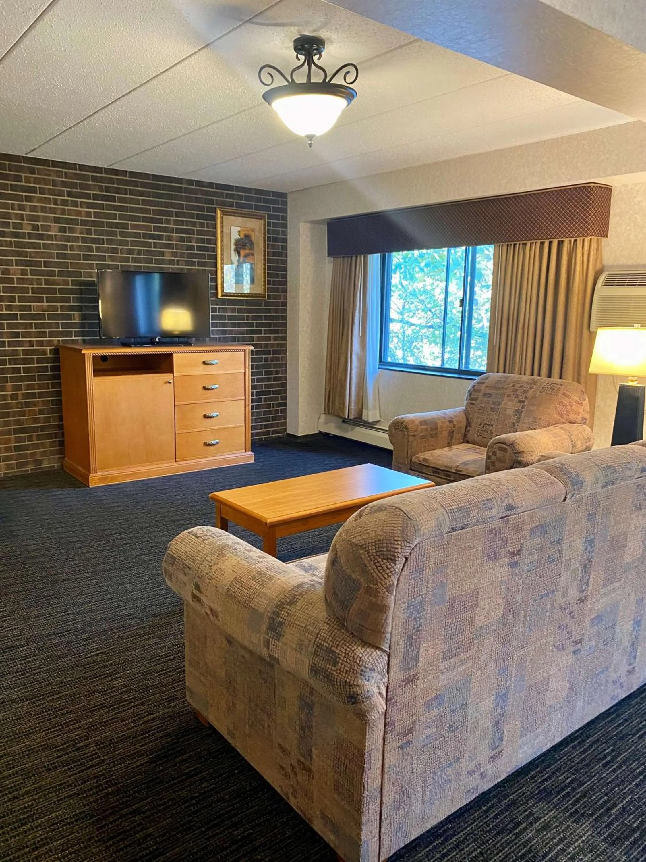 Bedroom in Best Western Plus Kelly Inn