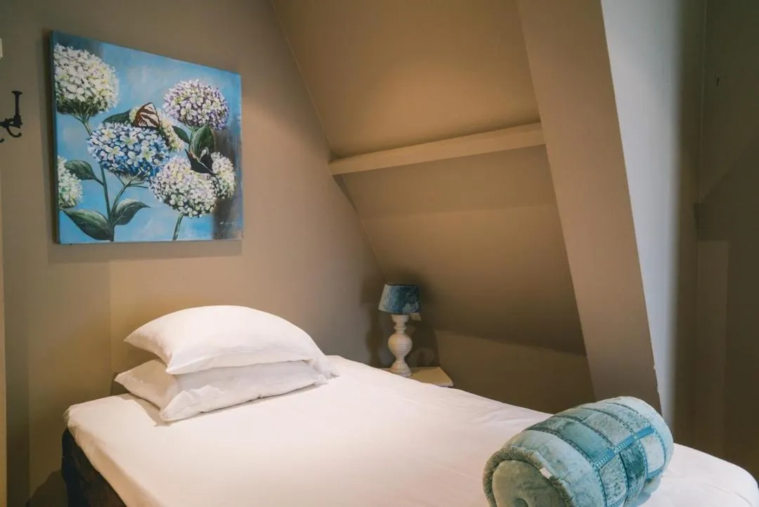 Bedroom, Bed in Augusta Hotel