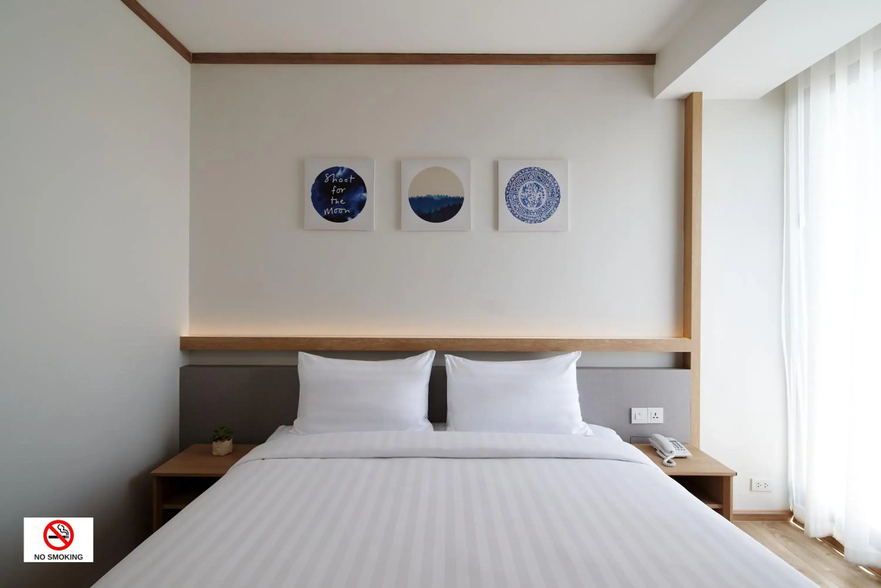 Standard Double Bathtub Tower 2 in Prom Hotel Standard Double Bathtub Tower 2 in Prom Hotel