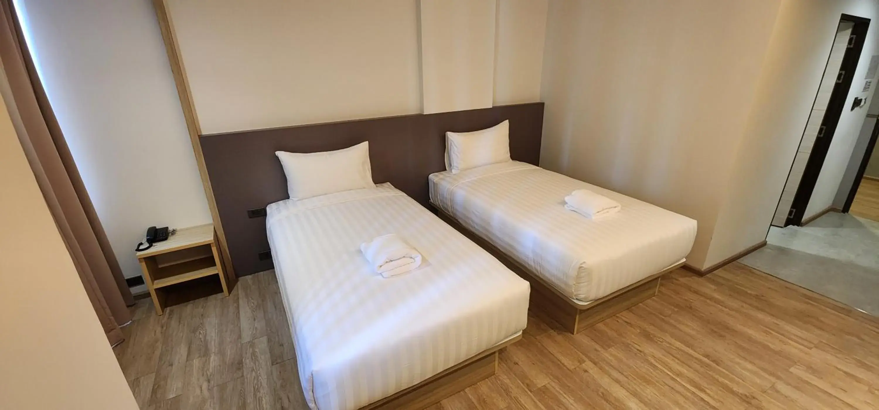 Standard Twin Tower 3 in Prom Hotel Standard Twin Tower 3 in Prom Hotel