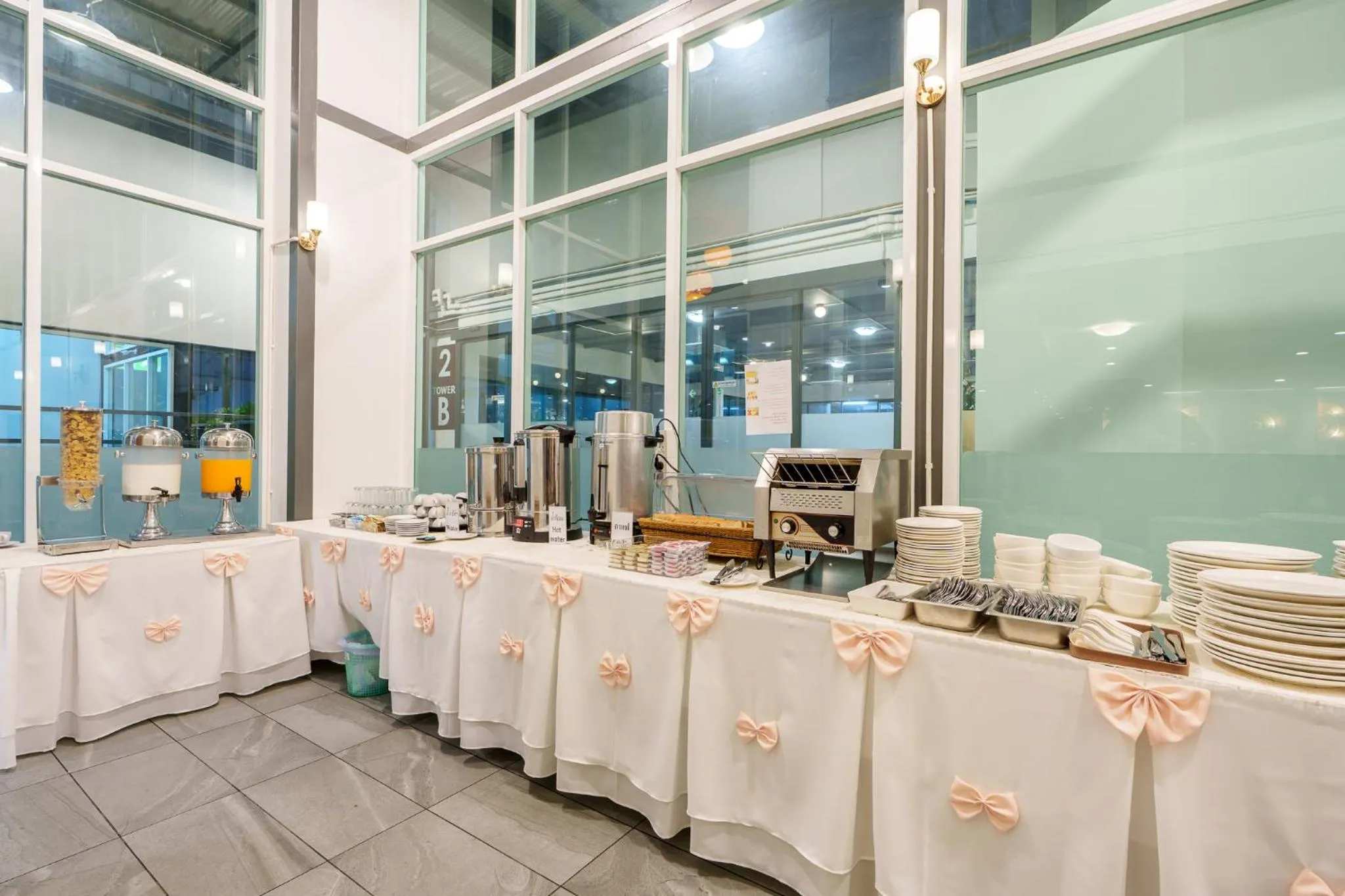 Buffet breakfast in Prom Hotel