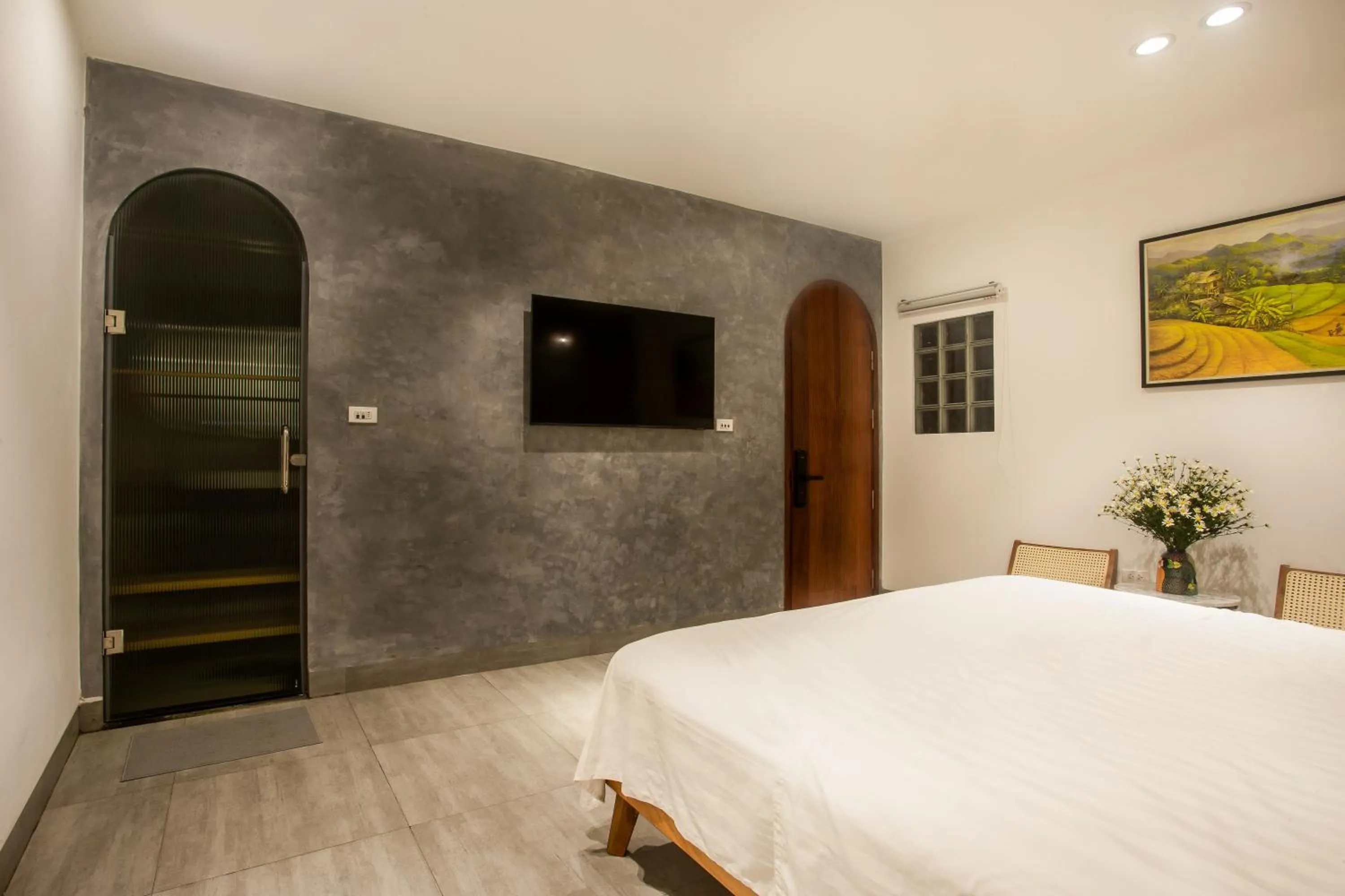 TV and multimedia, Bed in Lanha Hotel - Homestay