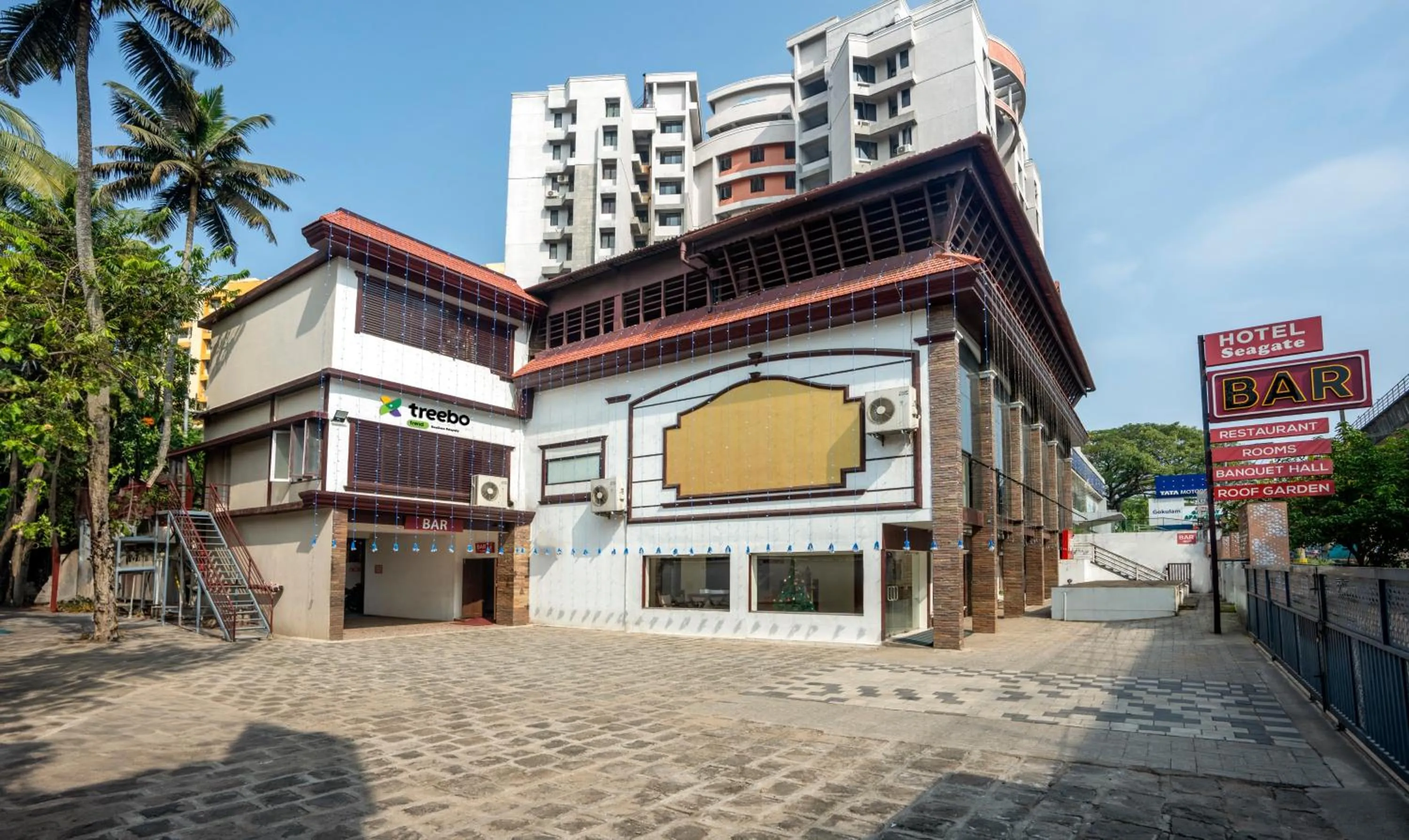 Facade/entrance in Treebo Seagate