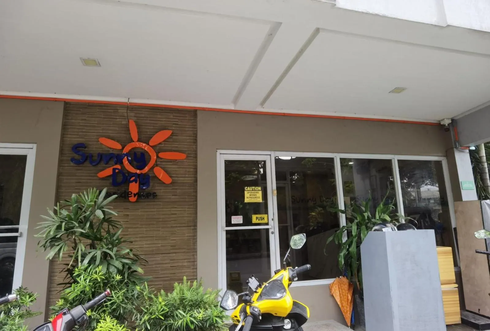 Facade/entrance in Sunny Day Residences Cainta