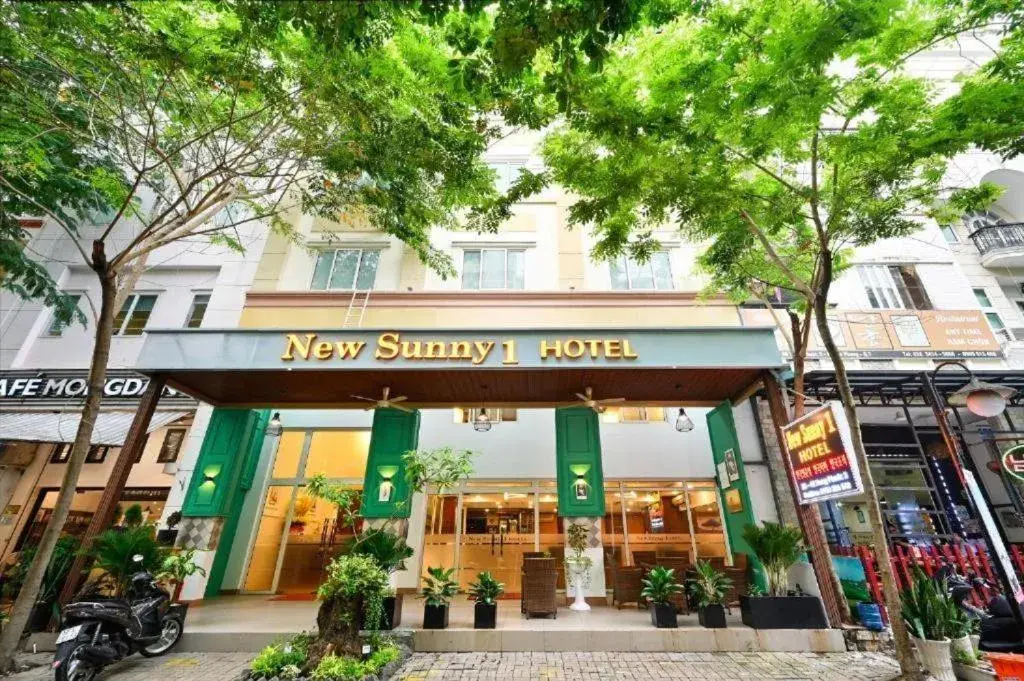 New Sunny 1 Hotel Q7 by BAY LUXURY New Sunny 1 Hotel Q7 by BAY LUXURY