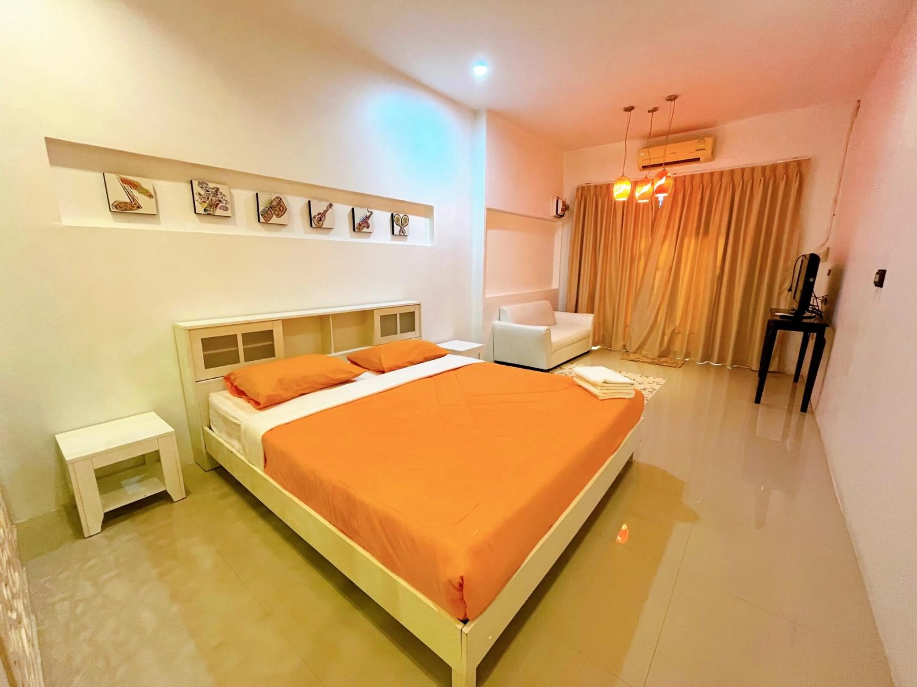 Bedroom, Bed in บ้านพักสิริ มุกดาหาร (Baan Siri Mukdahan)