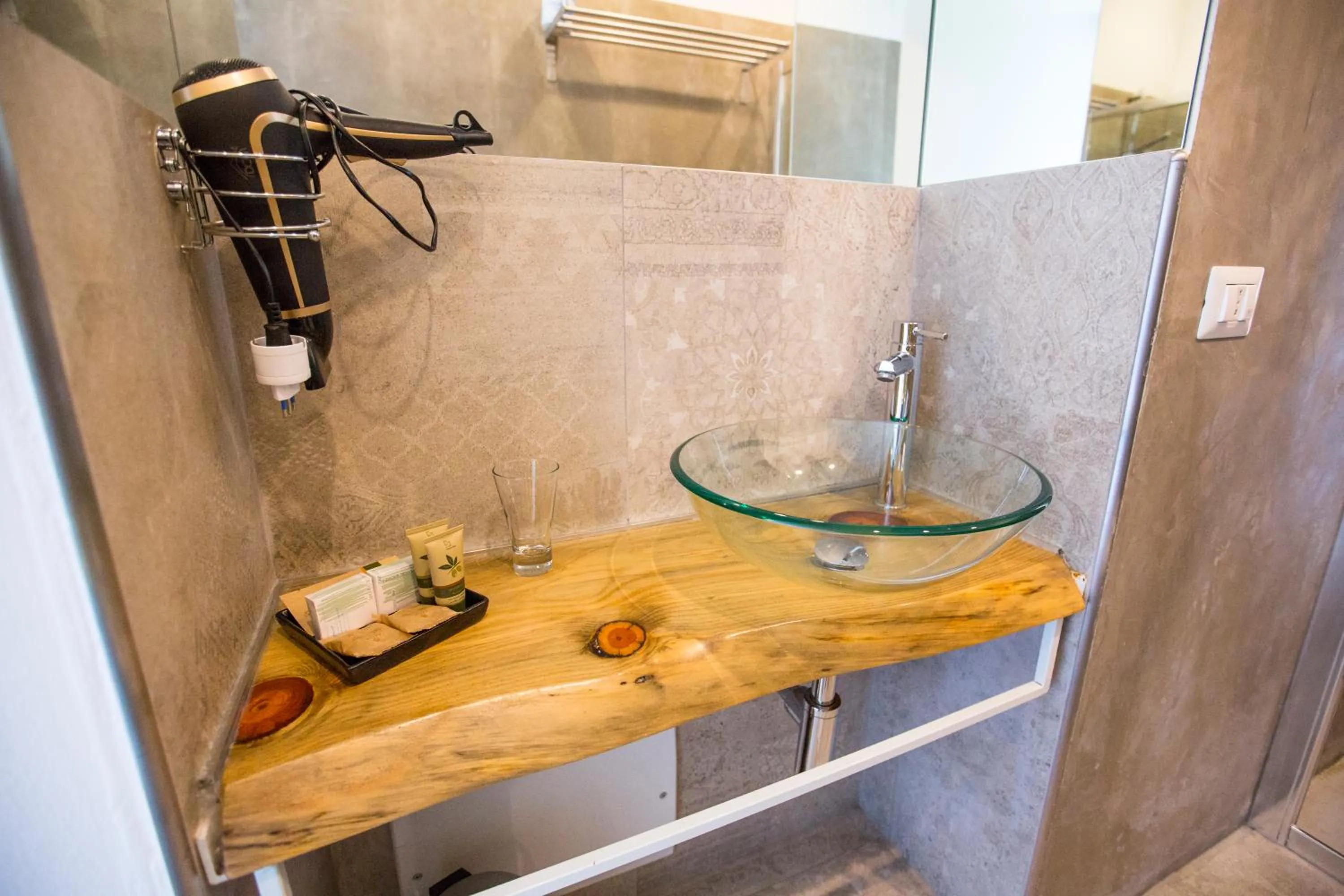 Bathroom in A Tonnara