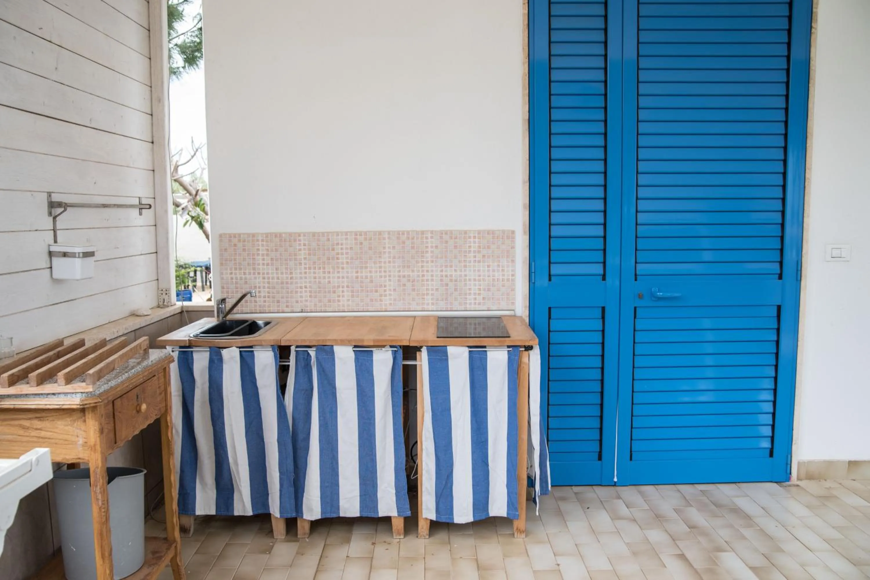 Kitchen or kitchenette in Villa Lara
