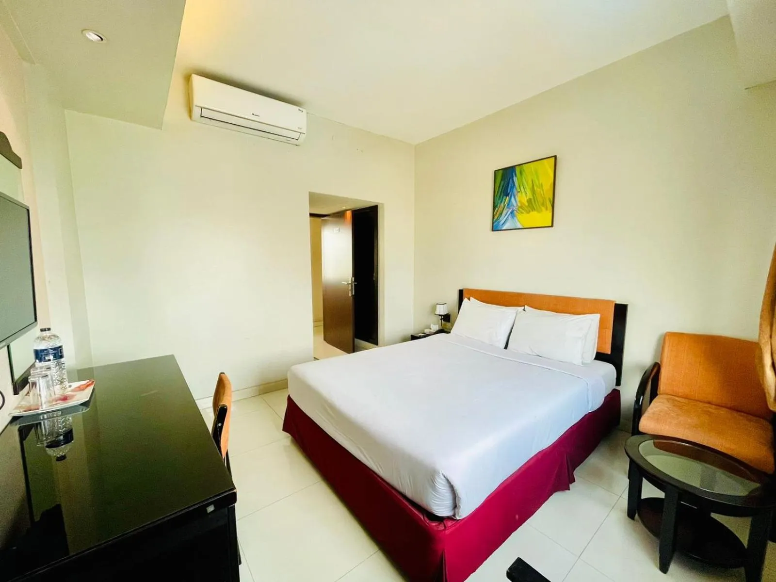 Bed in Orchid Business Hotel