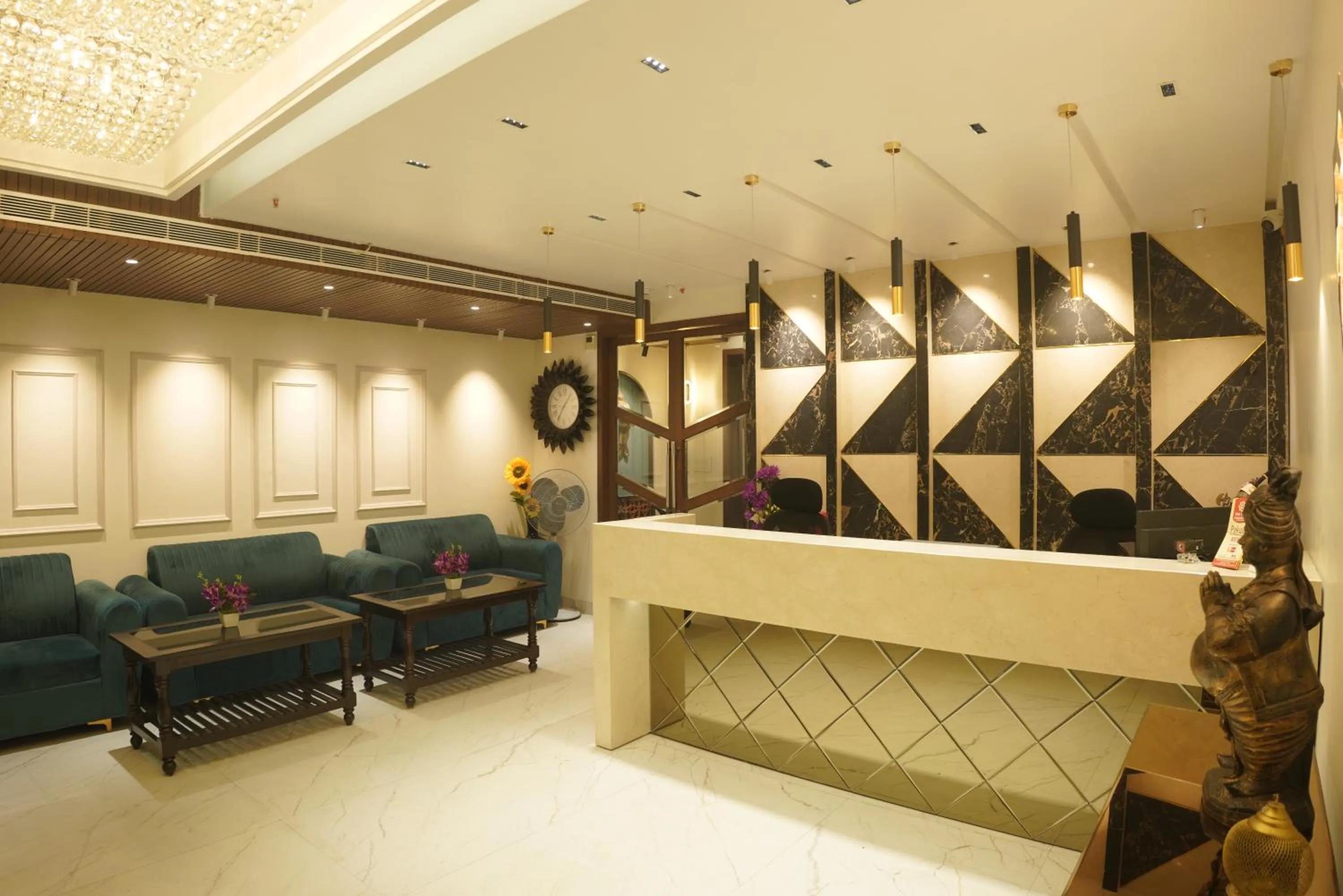 Lobby or reception in The Pride