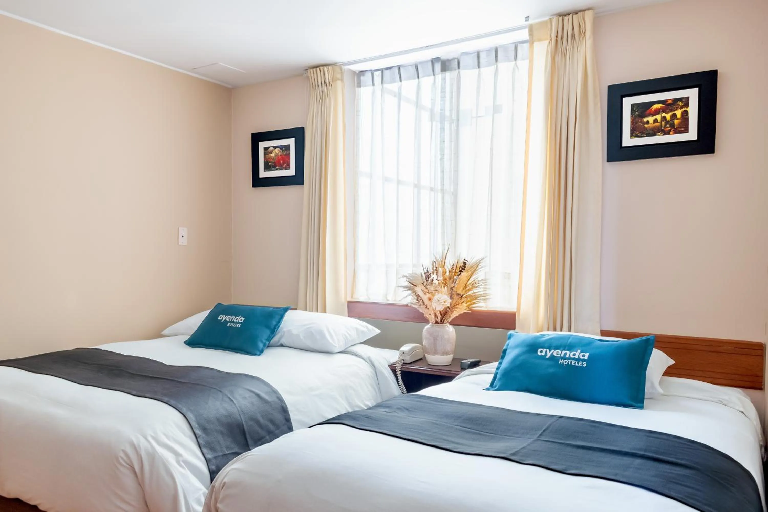 Bed in El puente Hotel Boutique