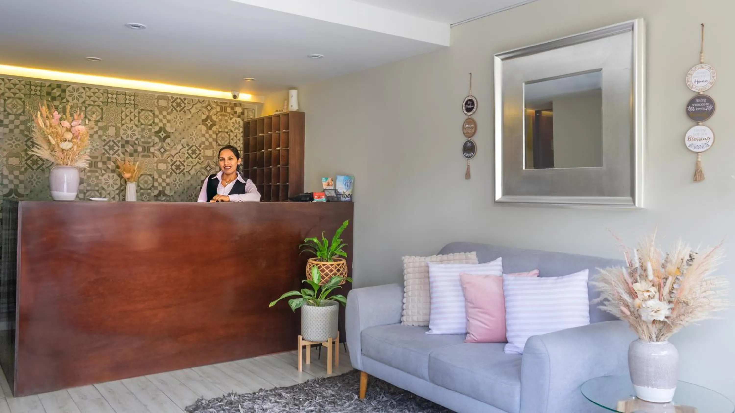 Lobby or reception in El puente Hotel Boutique