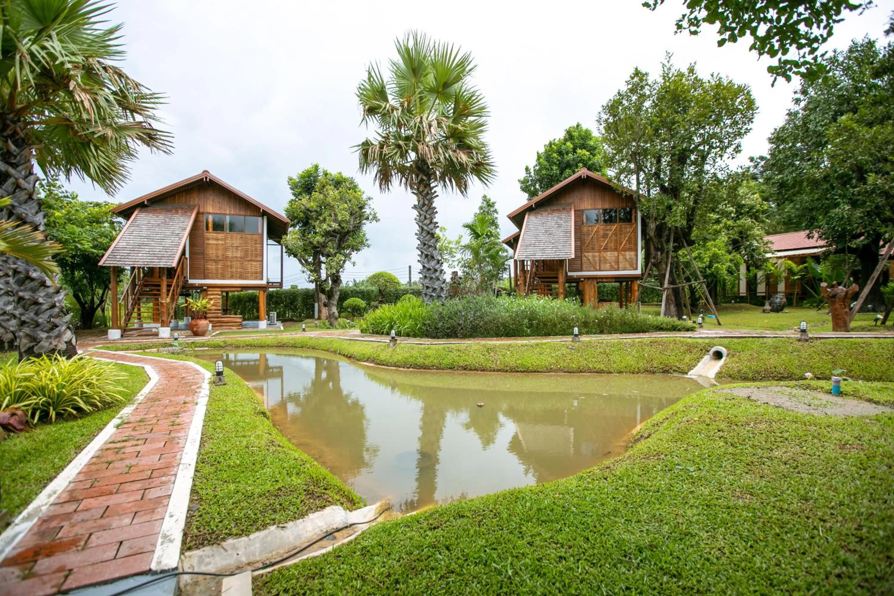 Property building in Saksila Resort